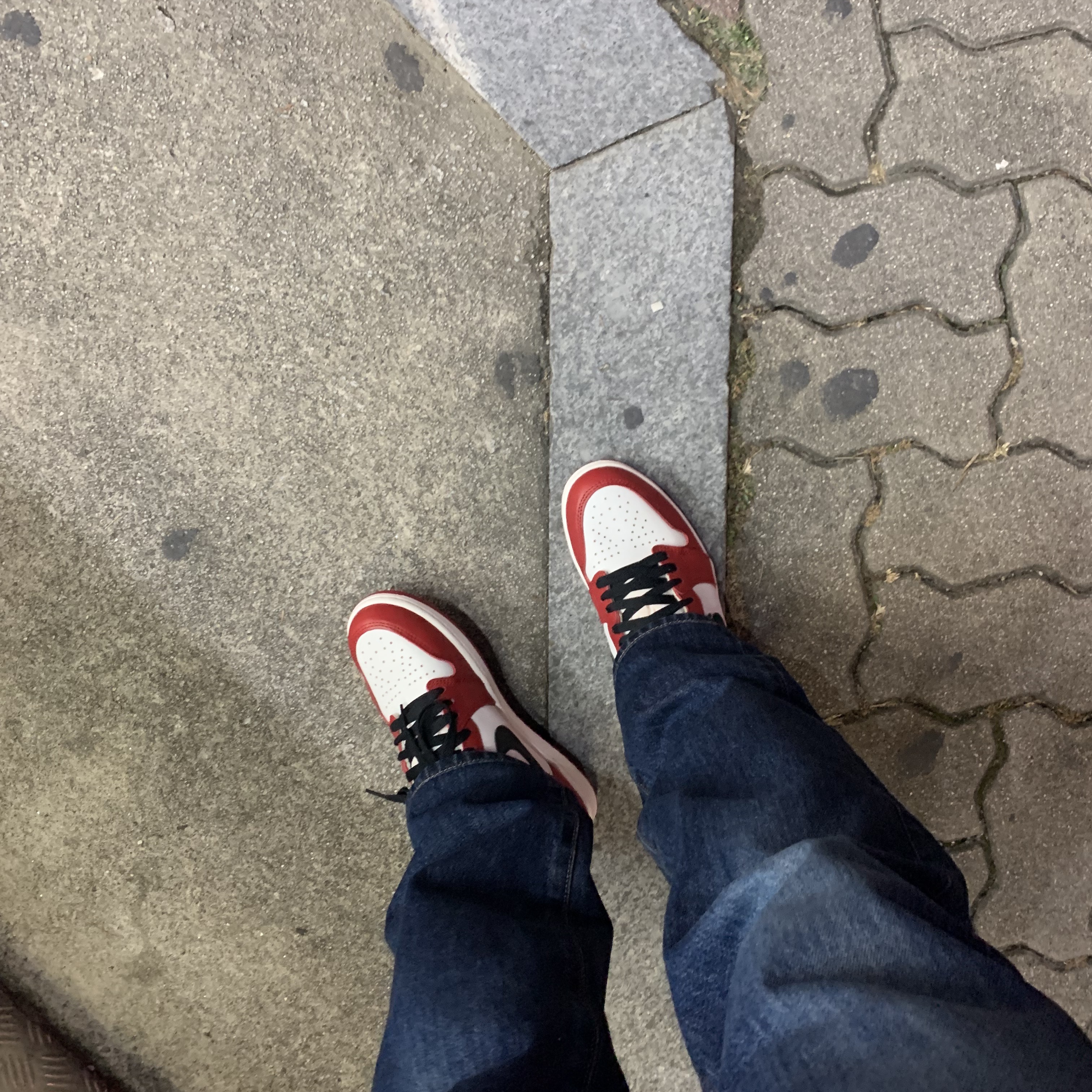 Jordan 1 Retro High OG Chicago 2022 착용 스타일 - 2