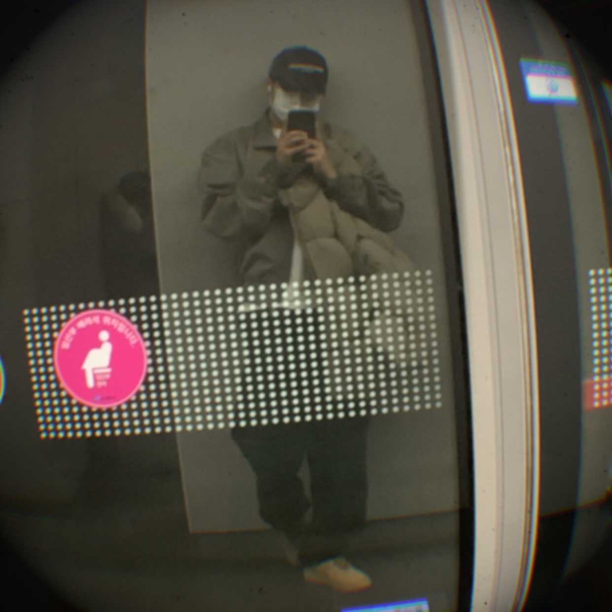 Wooyoungmi White Embroidered Logo Ball Cap Black, Nike Air Force 1 '07 WB Flax 착용 스타일 - 1
