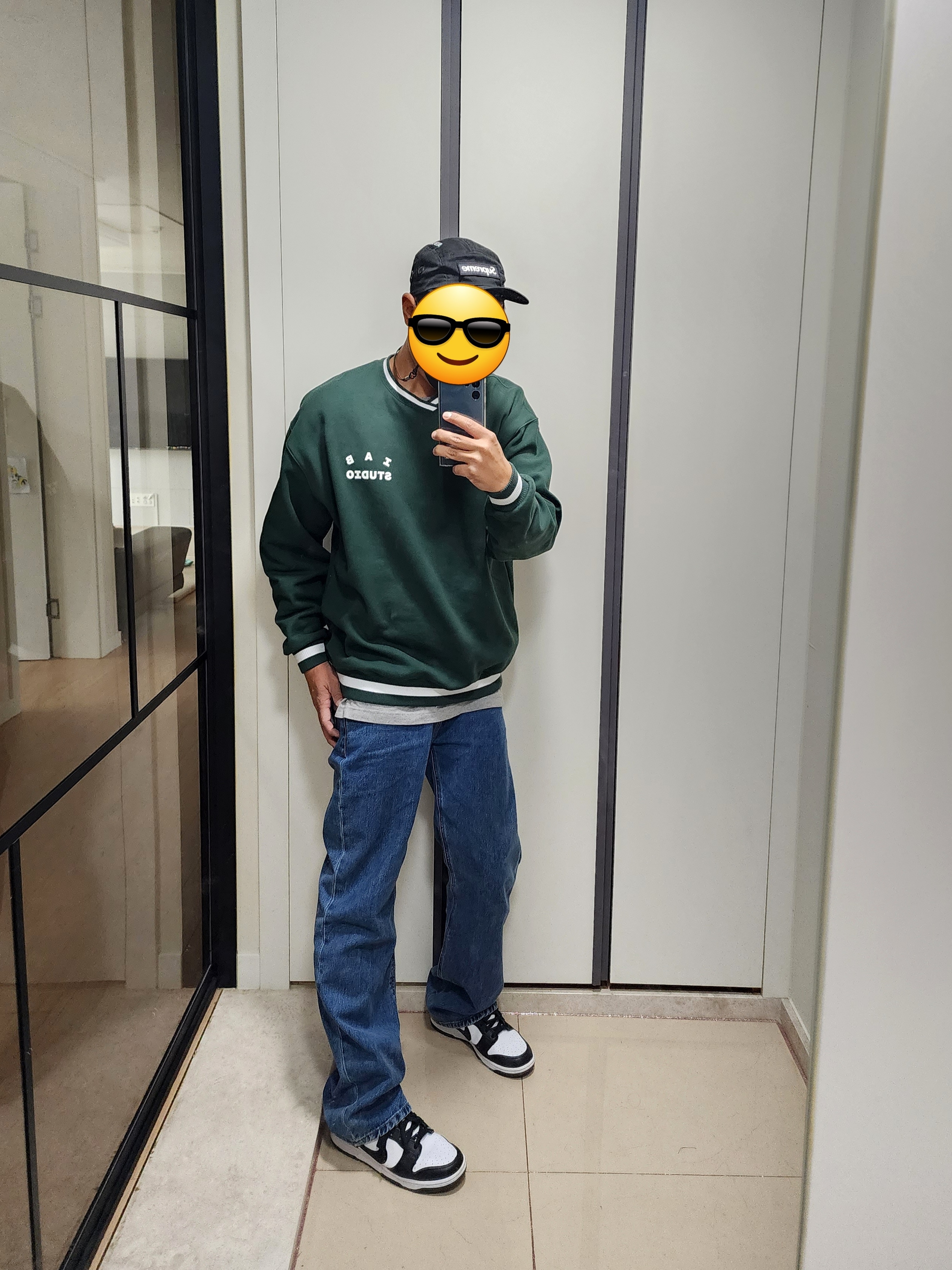 IAB Studio x Yonex Sweatshirt Green, Nike Dunk Low Retro Black 착용 스타일 - 3