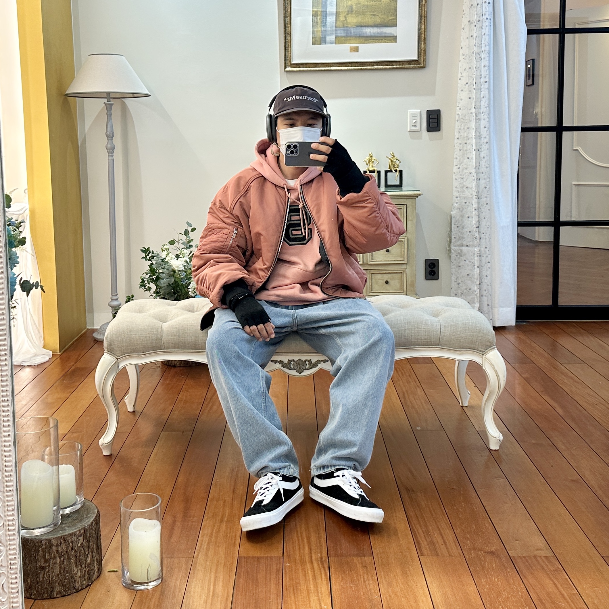 Vans x Rhude Bold Ni Black, Apple AirPods Max Lightning Space Gray (Korean Ver.) 착용 스타일 - 2