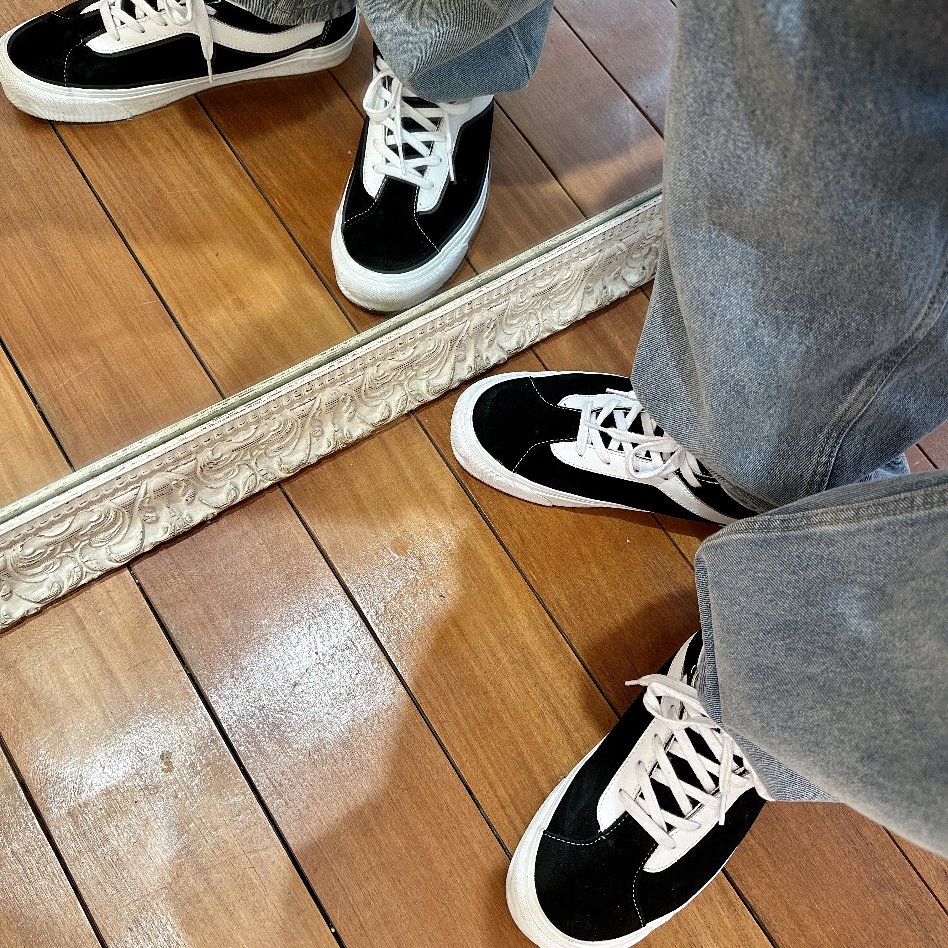 Vans x Rhude Bold Ni Black, Apple AirPods Max Lightning Space Gray (Korean Ver.) 착용 스타일 - 3