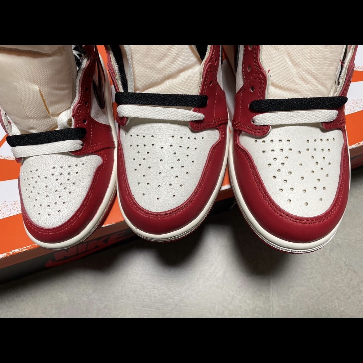 Jordan 1 Retro High OG Chicago 2022, (GS) Jordan 1 Retro High OG Chicago 2022 착용 스타일 - 4