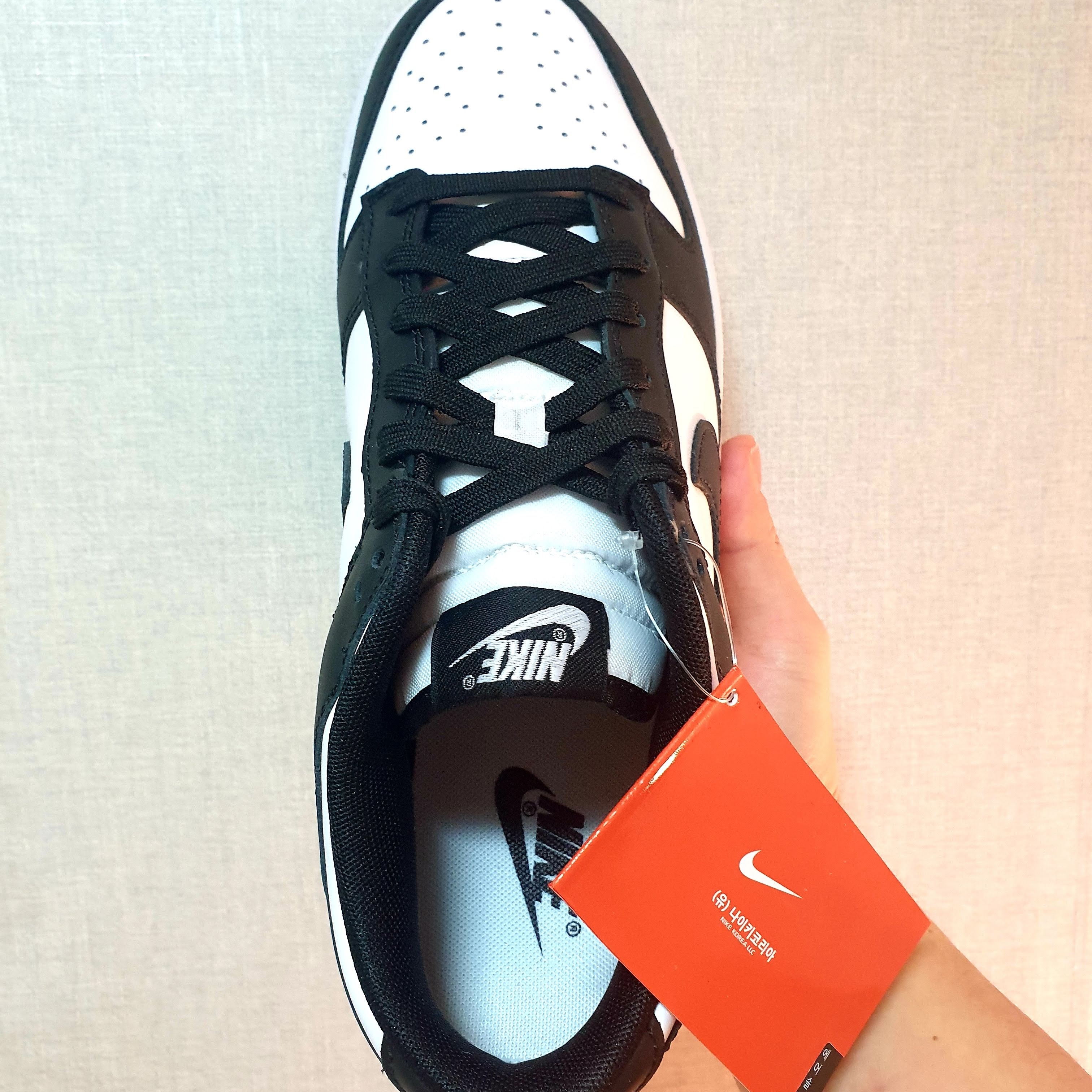 Nike Dunk Low Retro Black 착용 스타일 - 2