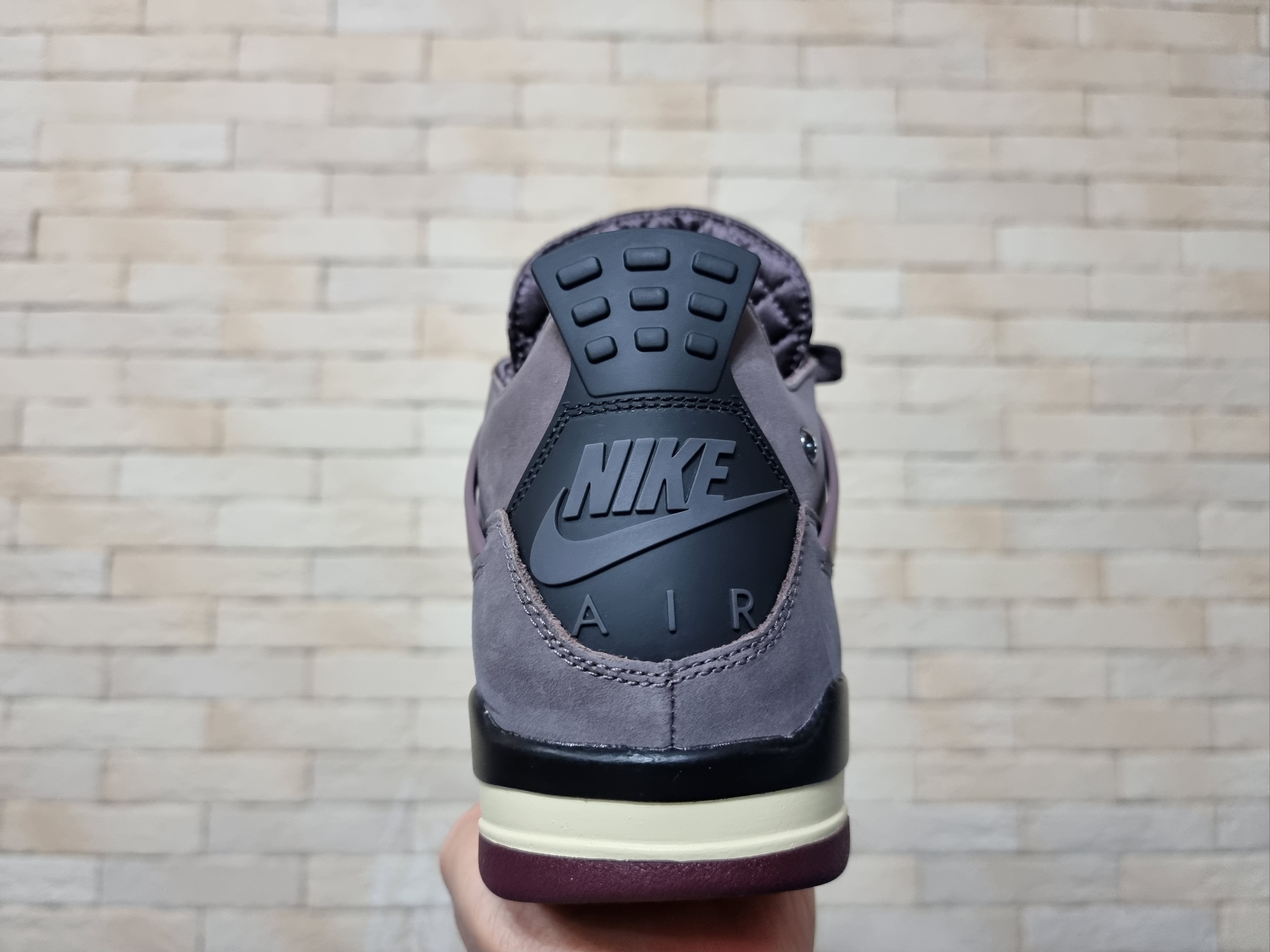 Jordan 4 x A Ma Maniere Retro Violet Ore 착용 스타일 - 5