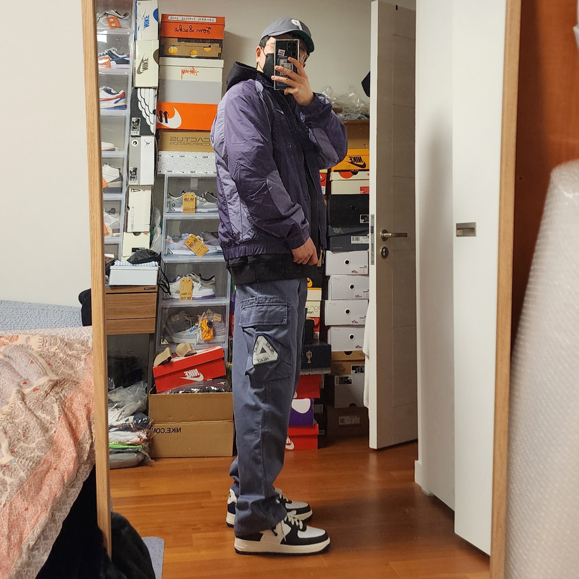 Palace P 6-Panel Grey - 22FW, Palace Garment Dyed Cargo Trousers Grey - 22FW 착용 스타일 - 3