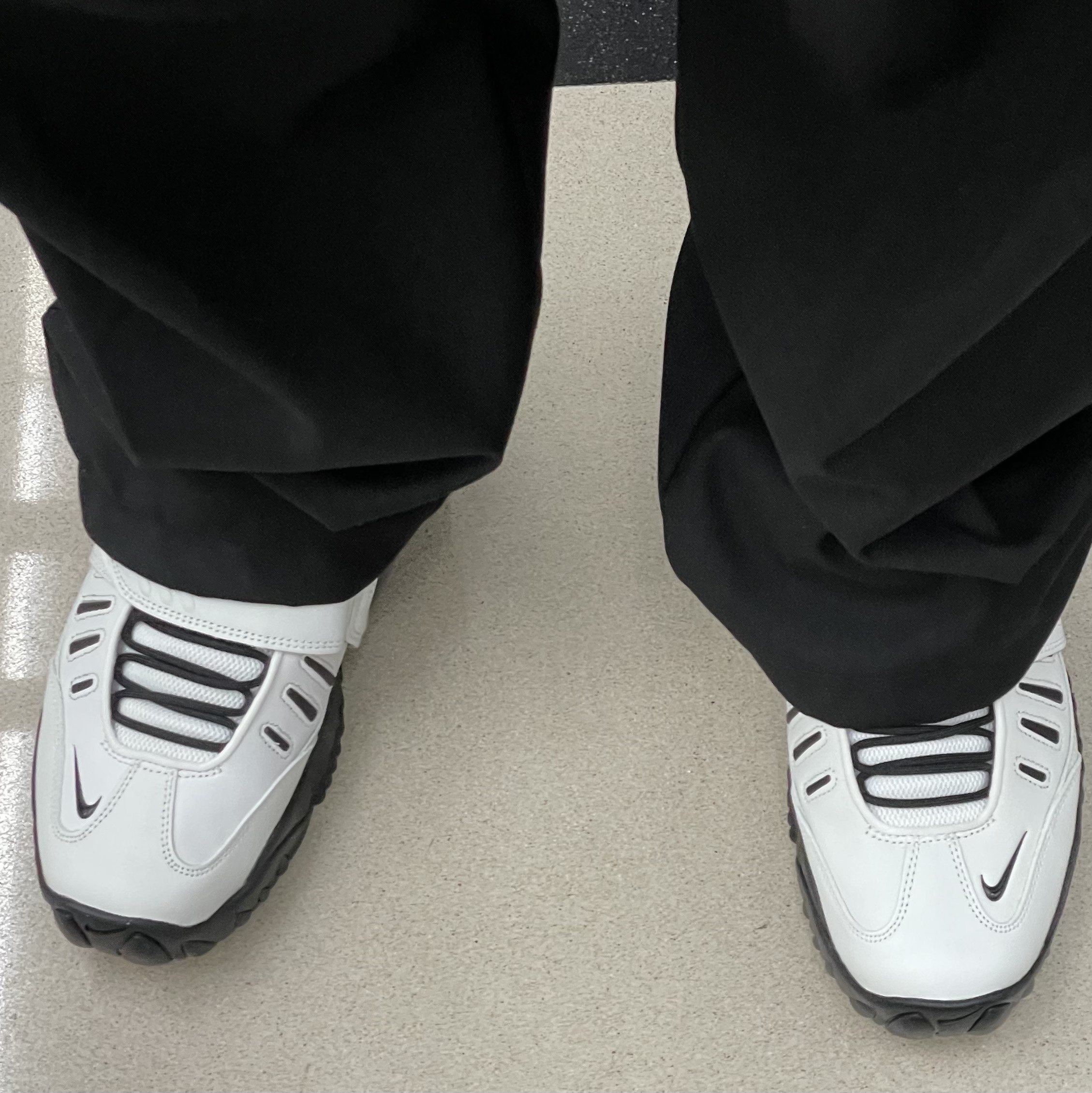 Nike x Ambush Air Adjust Force SP Summit White and Black 착용 스타일 - 1