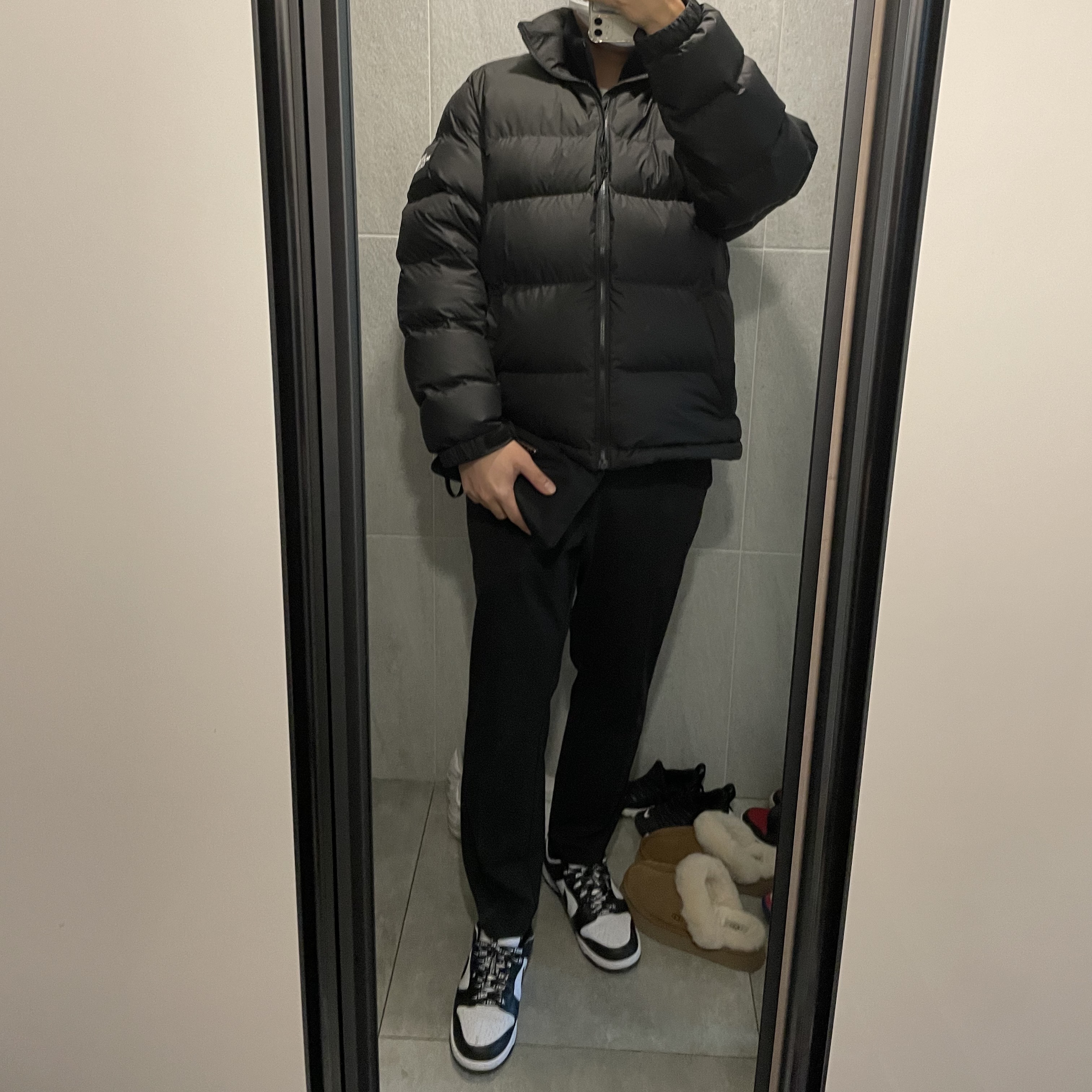 The North Face 1992 Nuptse Jacket Black, Nike Dunk Low Retro Black 착용 스타일