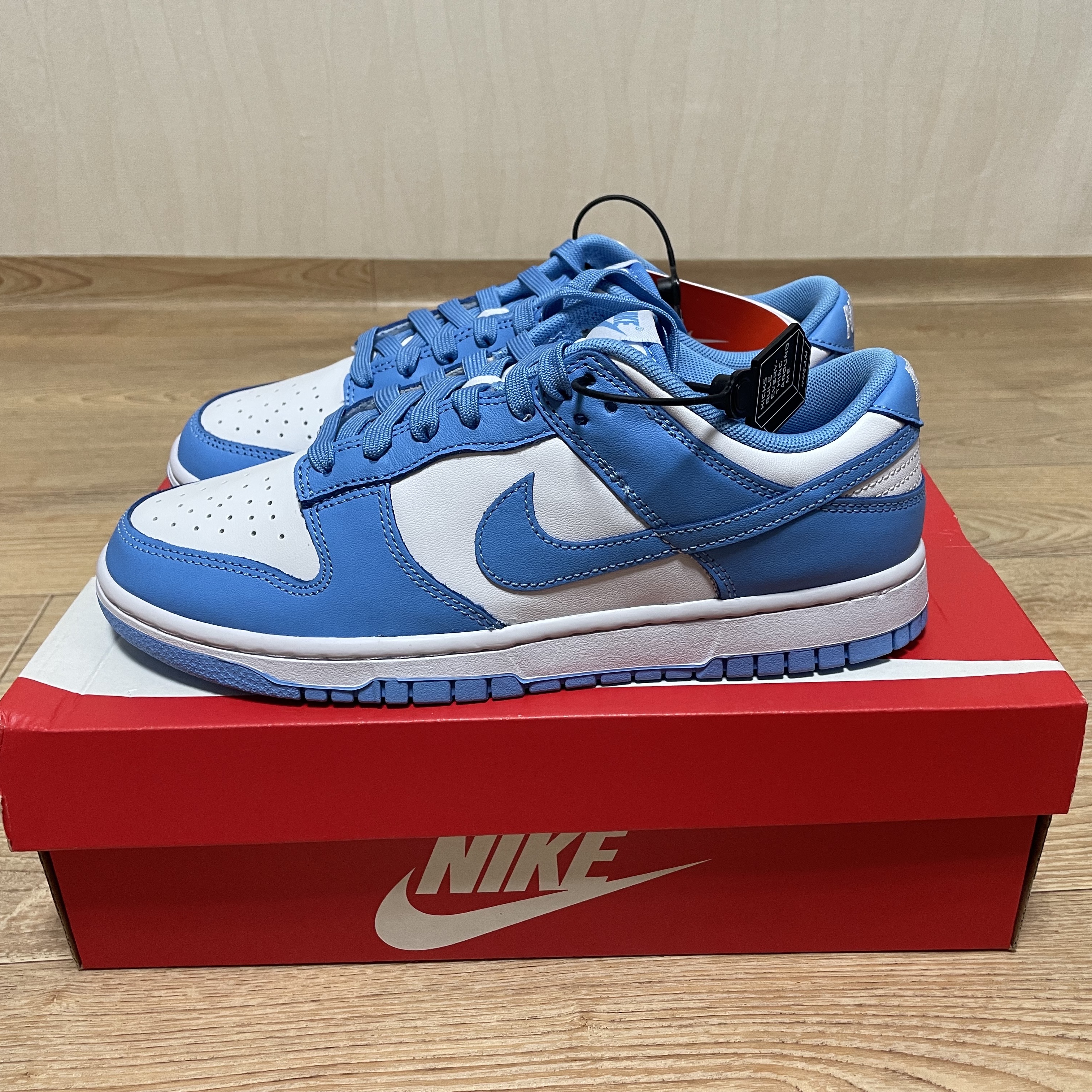 Nike Dunk Low Retro University Blue 착용 스타일