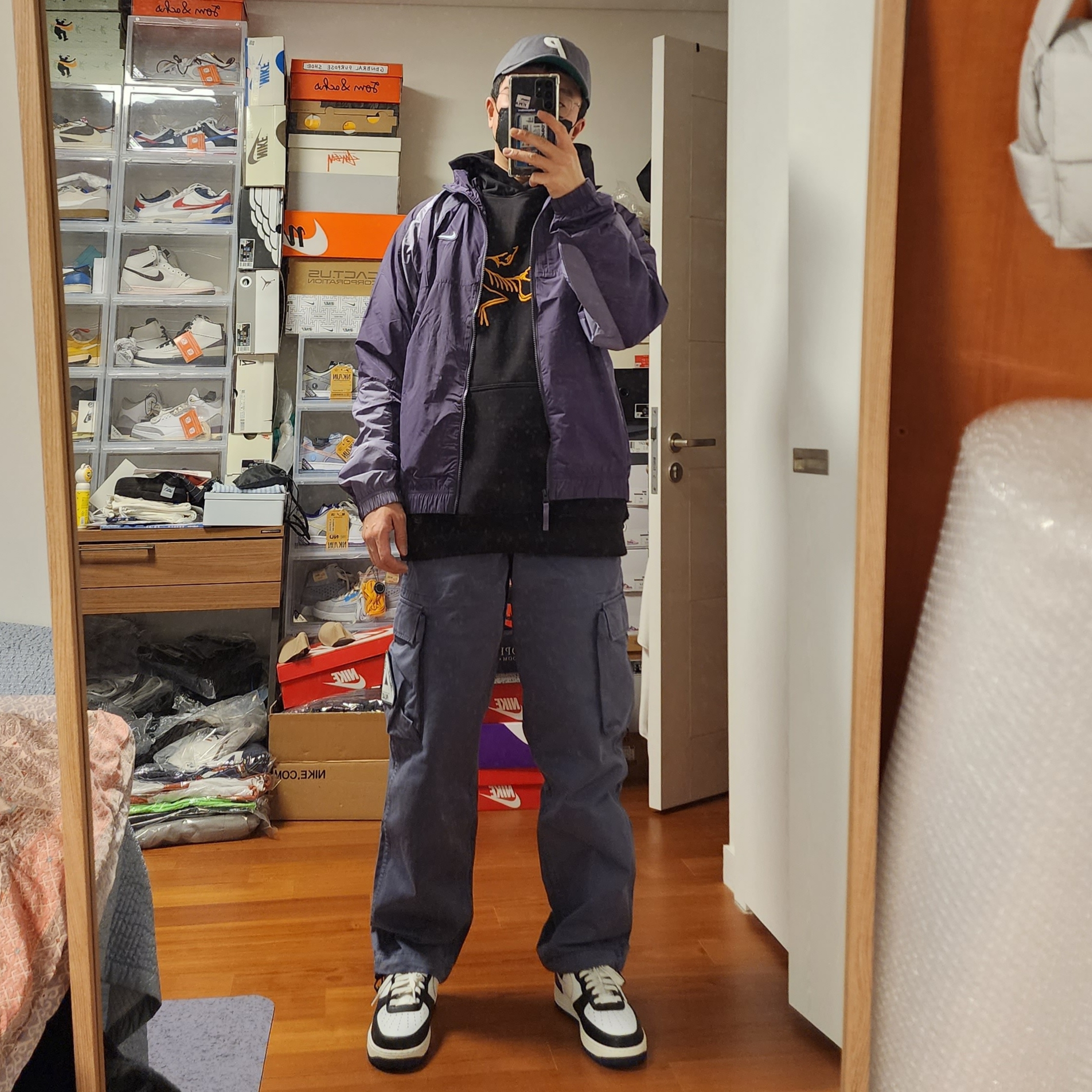 Palace P 6-Panel Grey - 22FW, Palace Garment Dyed Cargo Trousers Grey - 22FW 착용 스타일 - 2