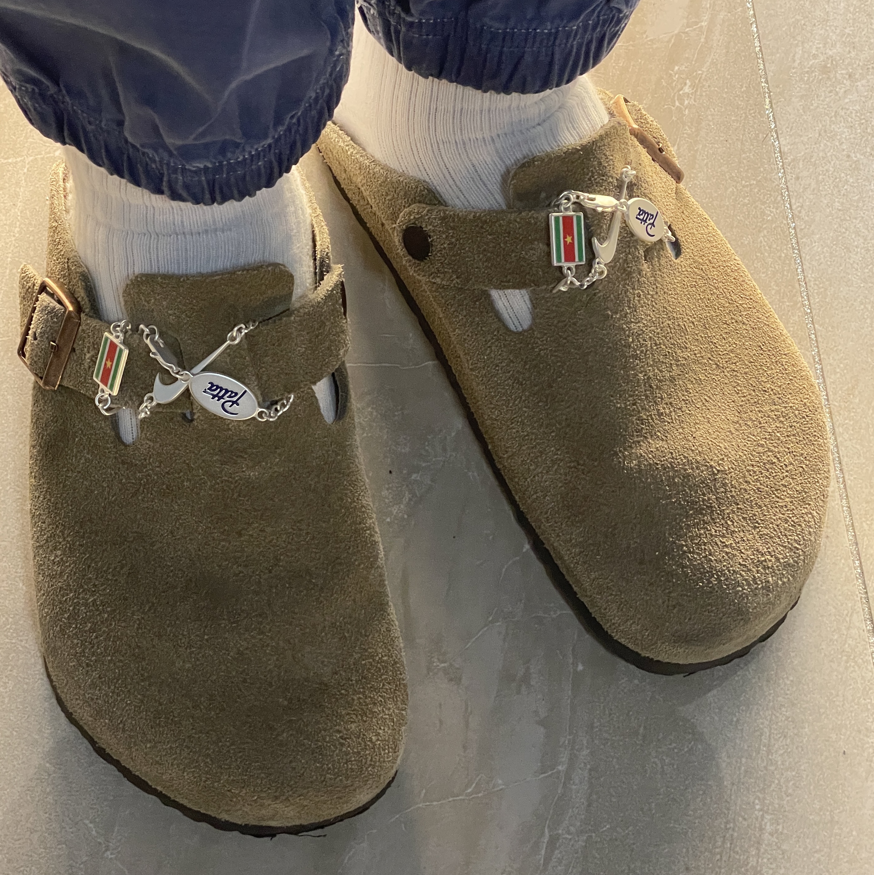Birkenstock Boston Soft Footbed Taupe - Regular 착용 스타일