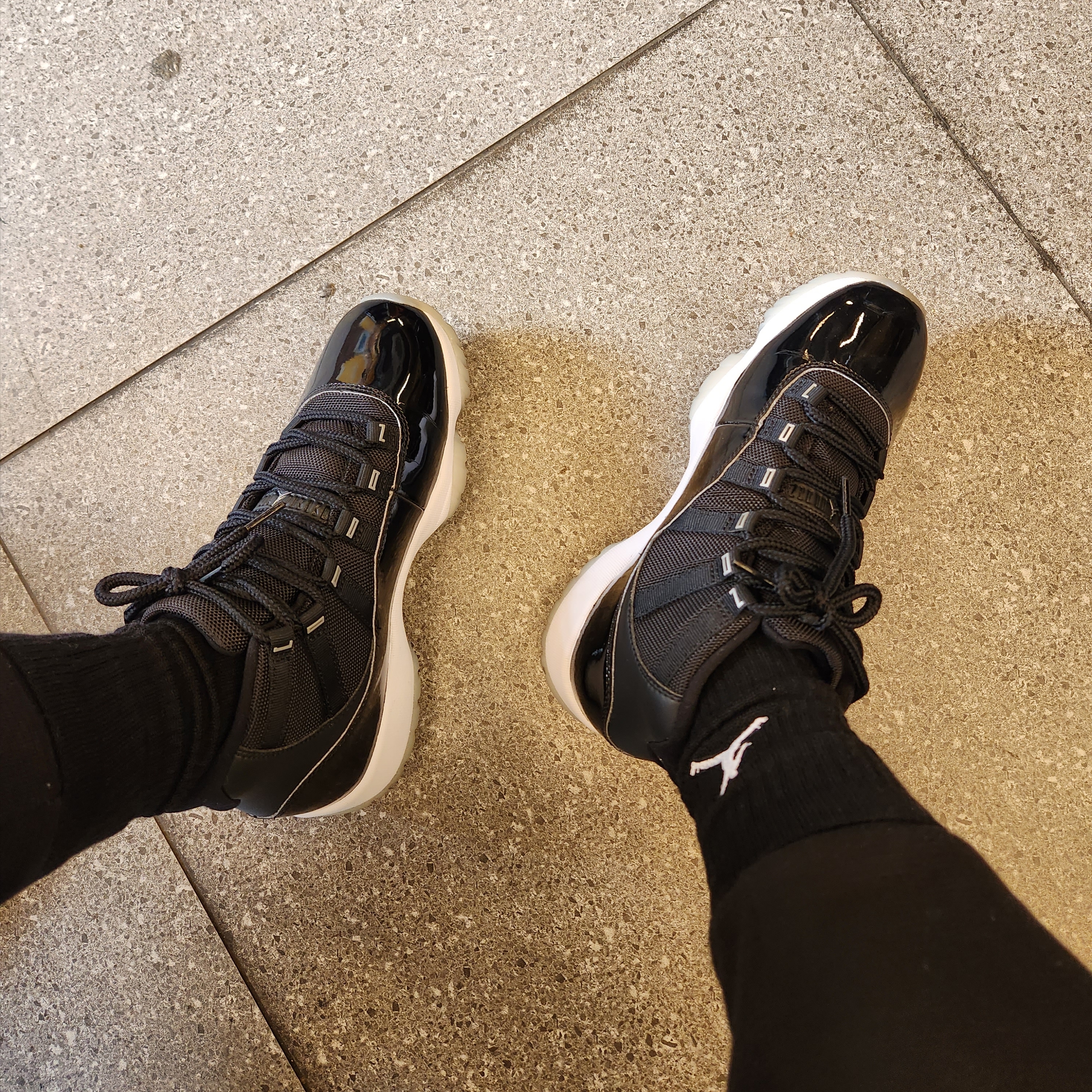 Jordan 11 Retro Jubilee 착용 스타일