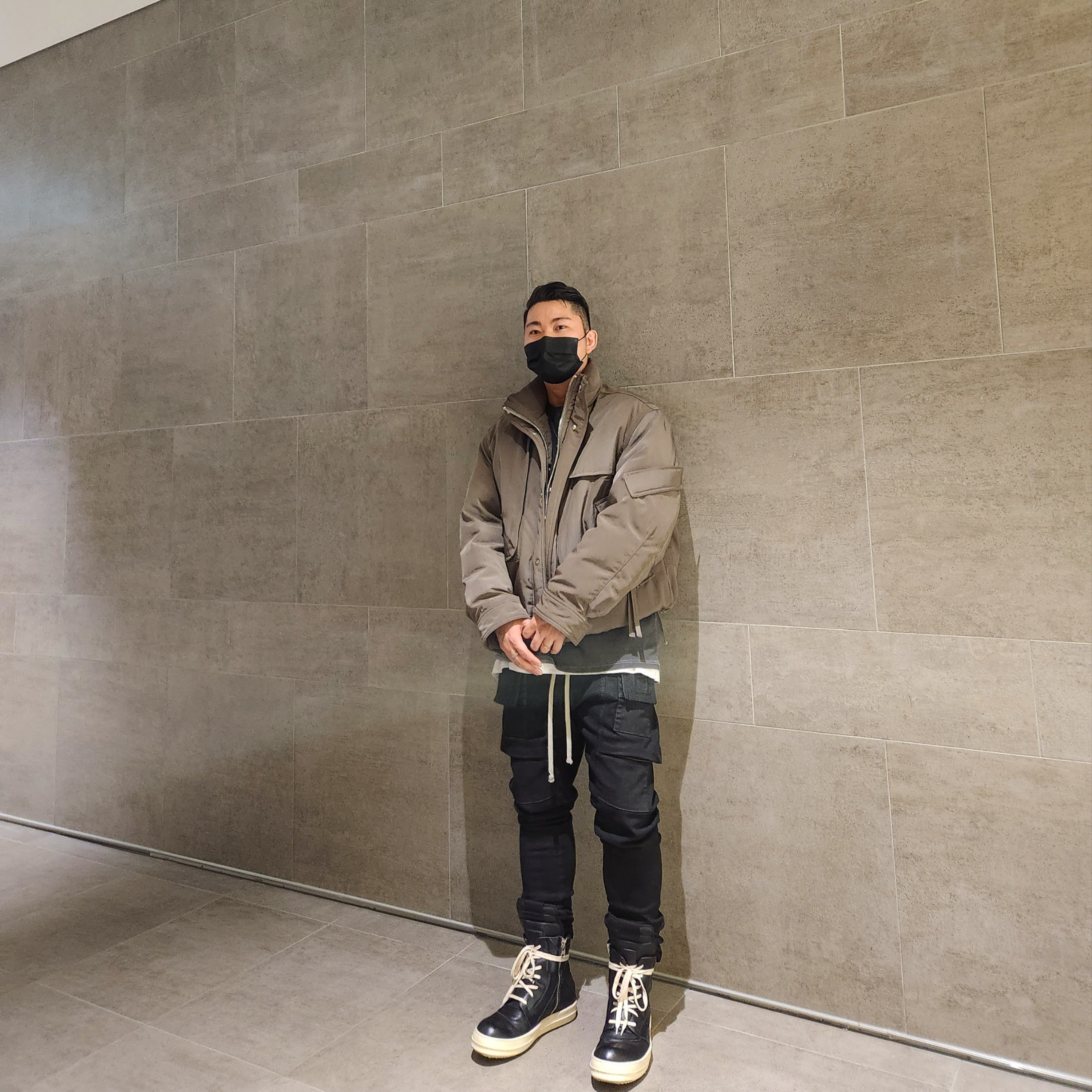 Rick Owens Geobasket Full Grain Calf Leather Strobe Sneakers Black Milk White 착용 스타일