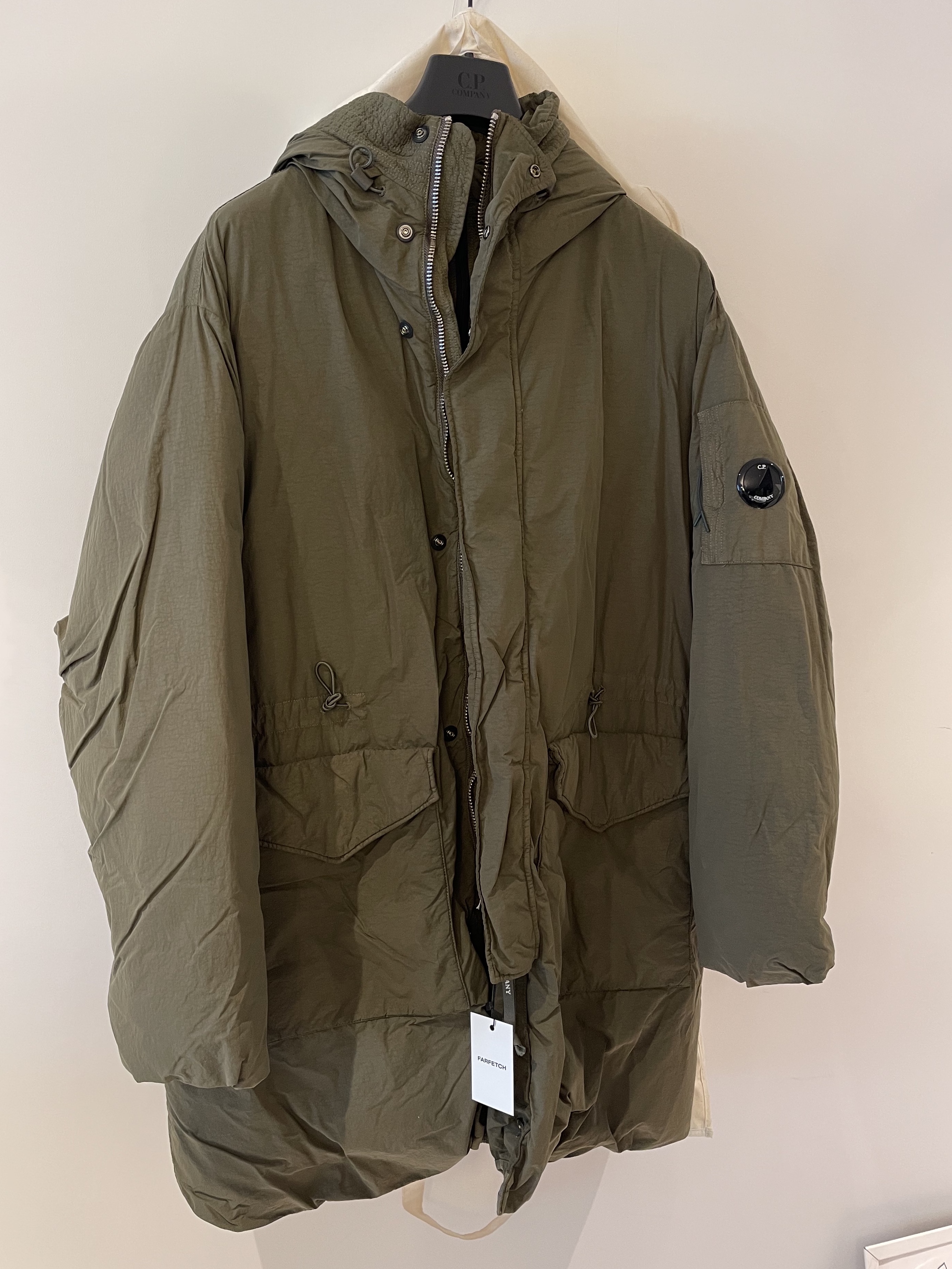 C.P. Company Flatt Nylon Down Parka Ivy Green - 22FW, Salomon XT-6 Mindful Grey Green Moss Grey 착용 스타일 - 2