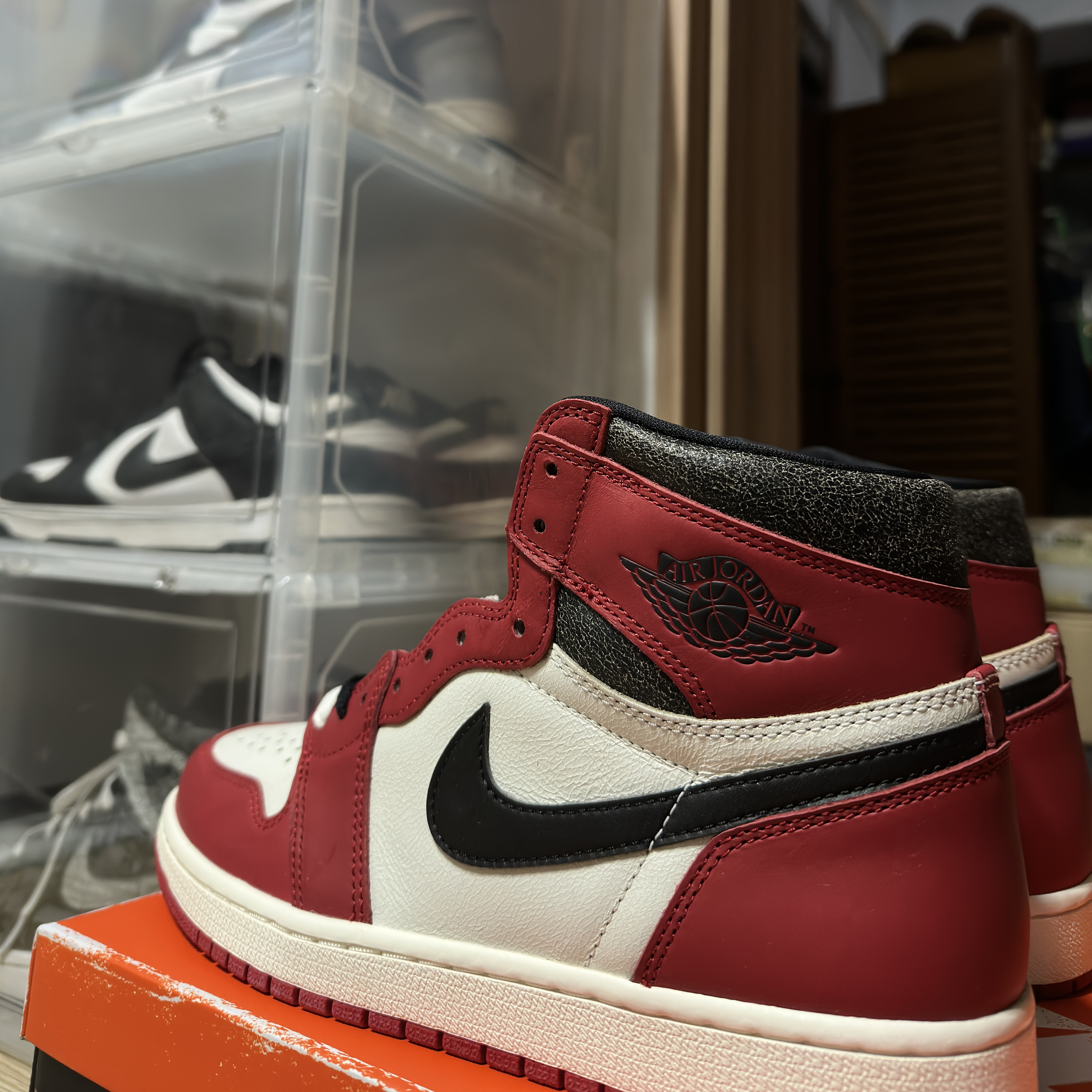 Jordan 1 Retro High OG Chicago 2022, Jordan 1 Retro High OG University Blue 착용 스타일 - 4
