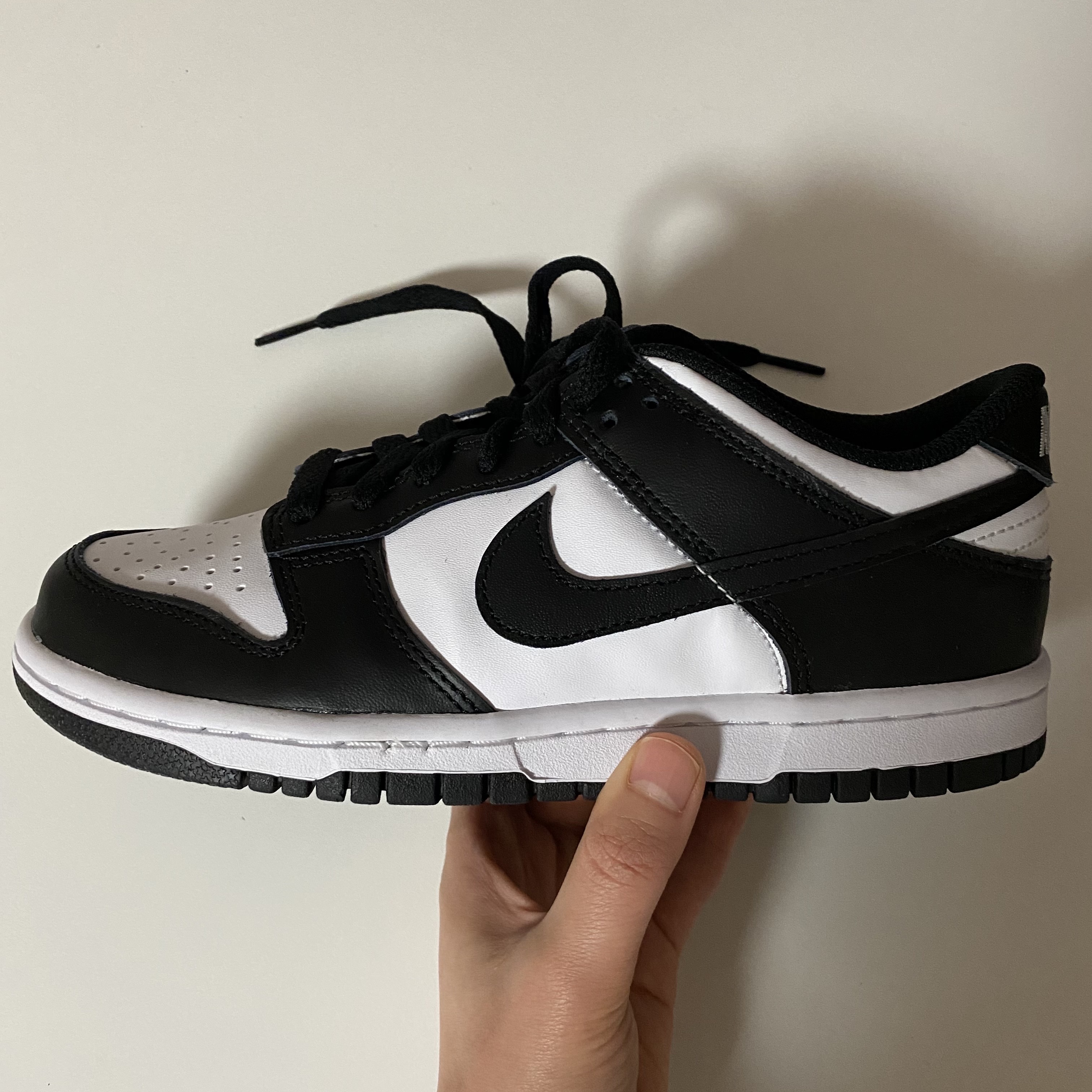 (W) Nike Dunk Low Black 착용 스타일