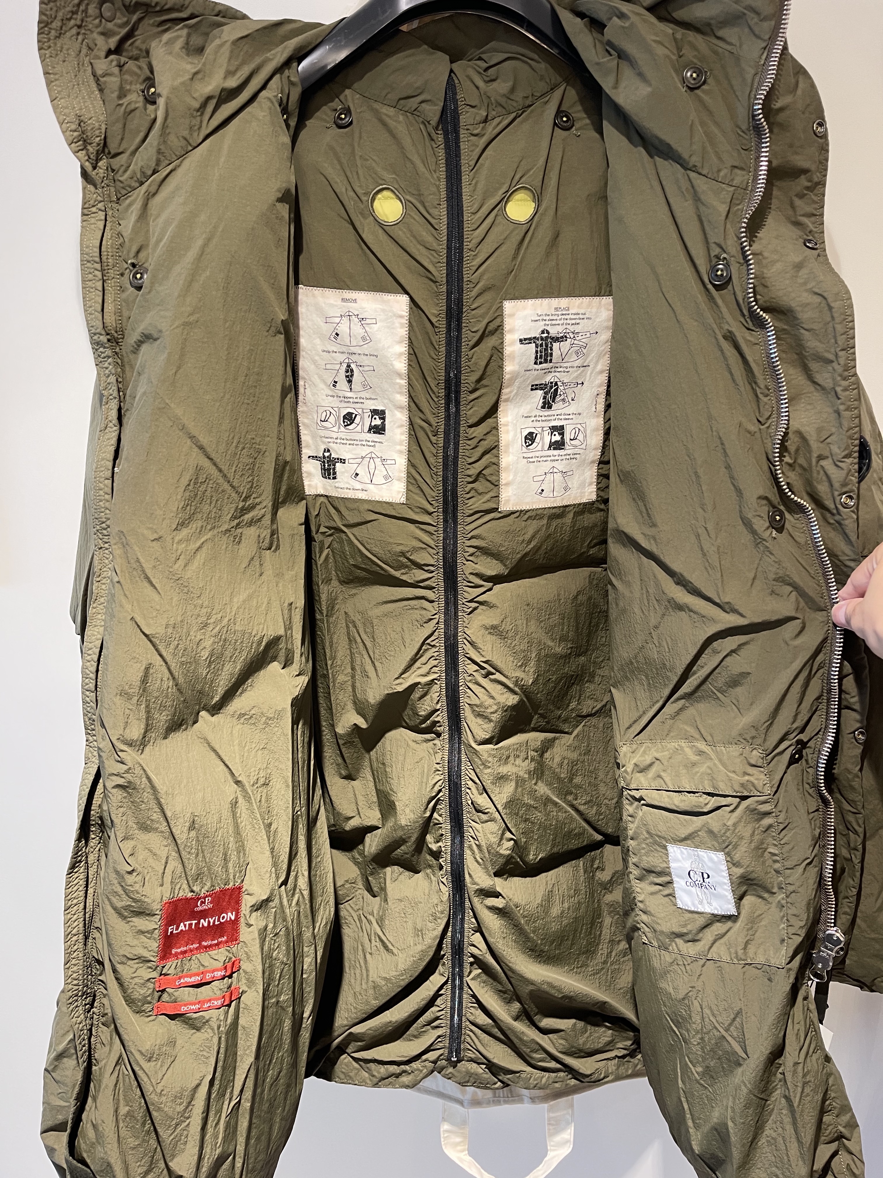 C.P. Company Flatt Nylon Down Parka Ivy Green - 22FW, Salomon XT-6 Mindful Grey Green Moss Grey 착용 스타일 - 3