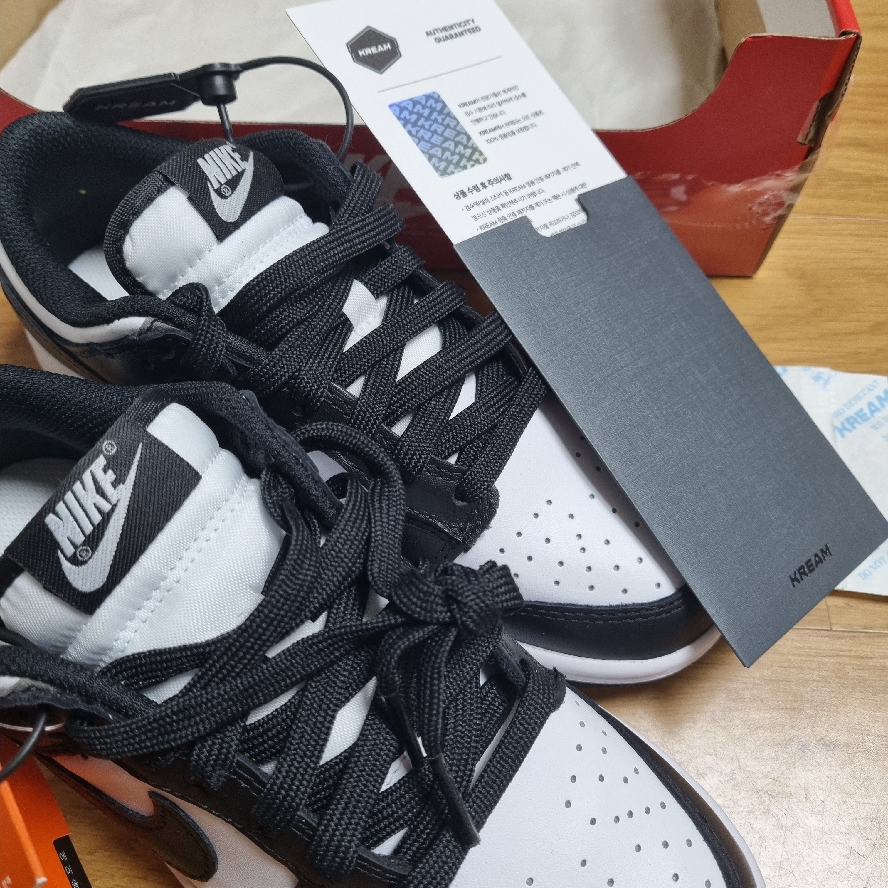(W) Nike Dunk Low Black 착용 스타일
