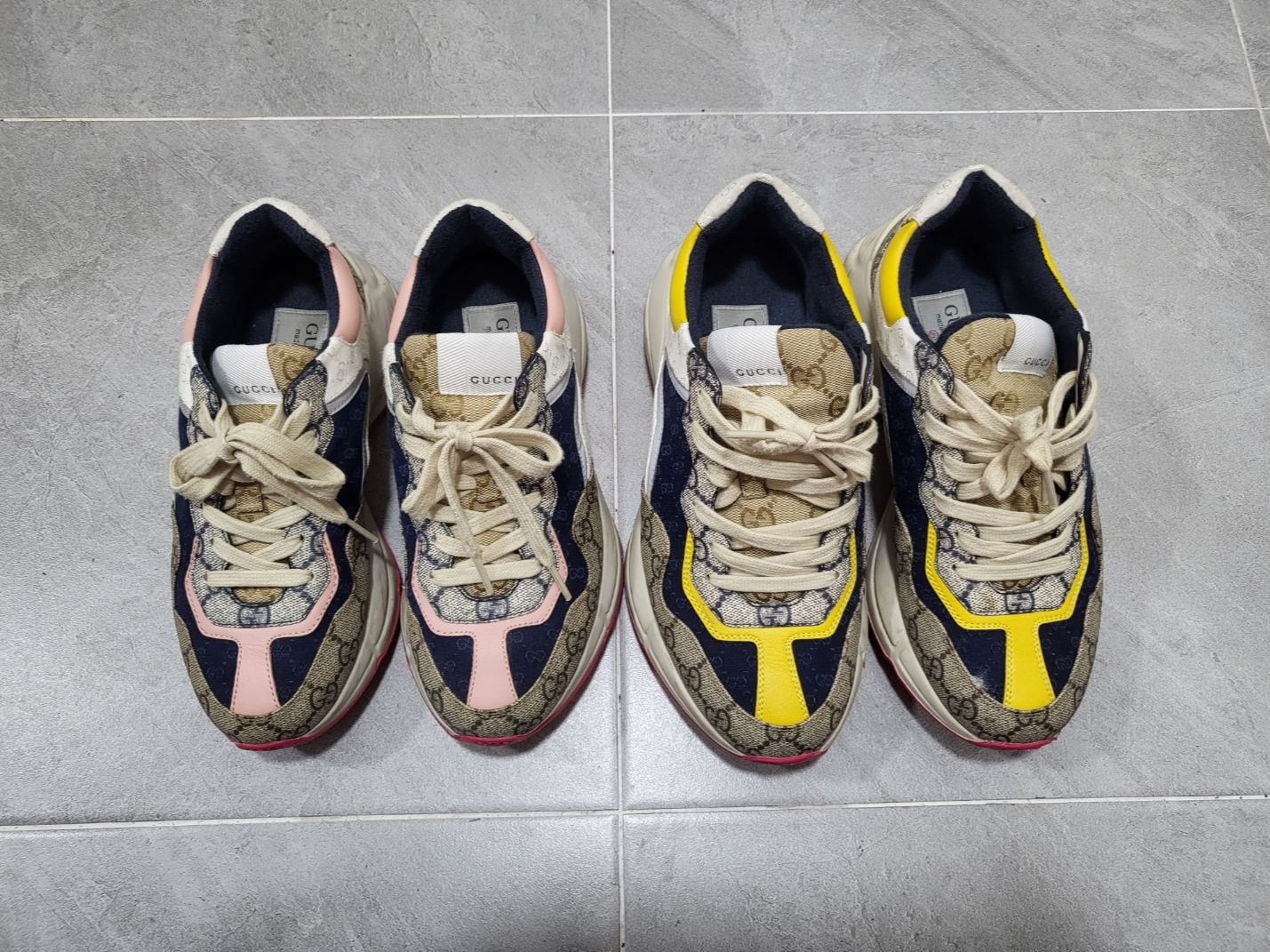 Gucci GG Rhyton Beige Sneakers Ebony Blue, (W) Gucci GG Rhyton Beige Sneakers Ebony Blue 착용 스타일 - 1