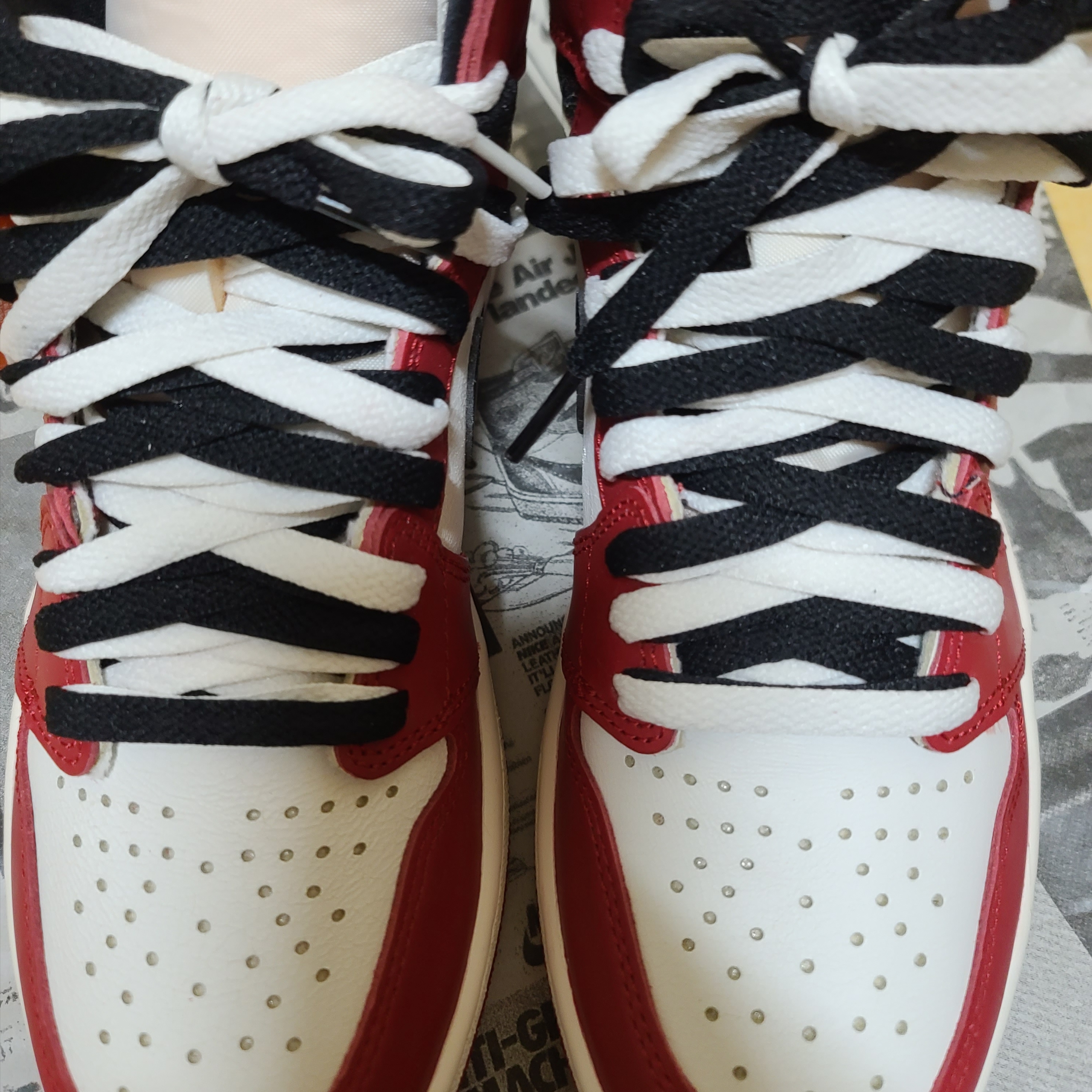 Jordan 1 Retro High OG Chicago 2022 착용 스타일 - 3
