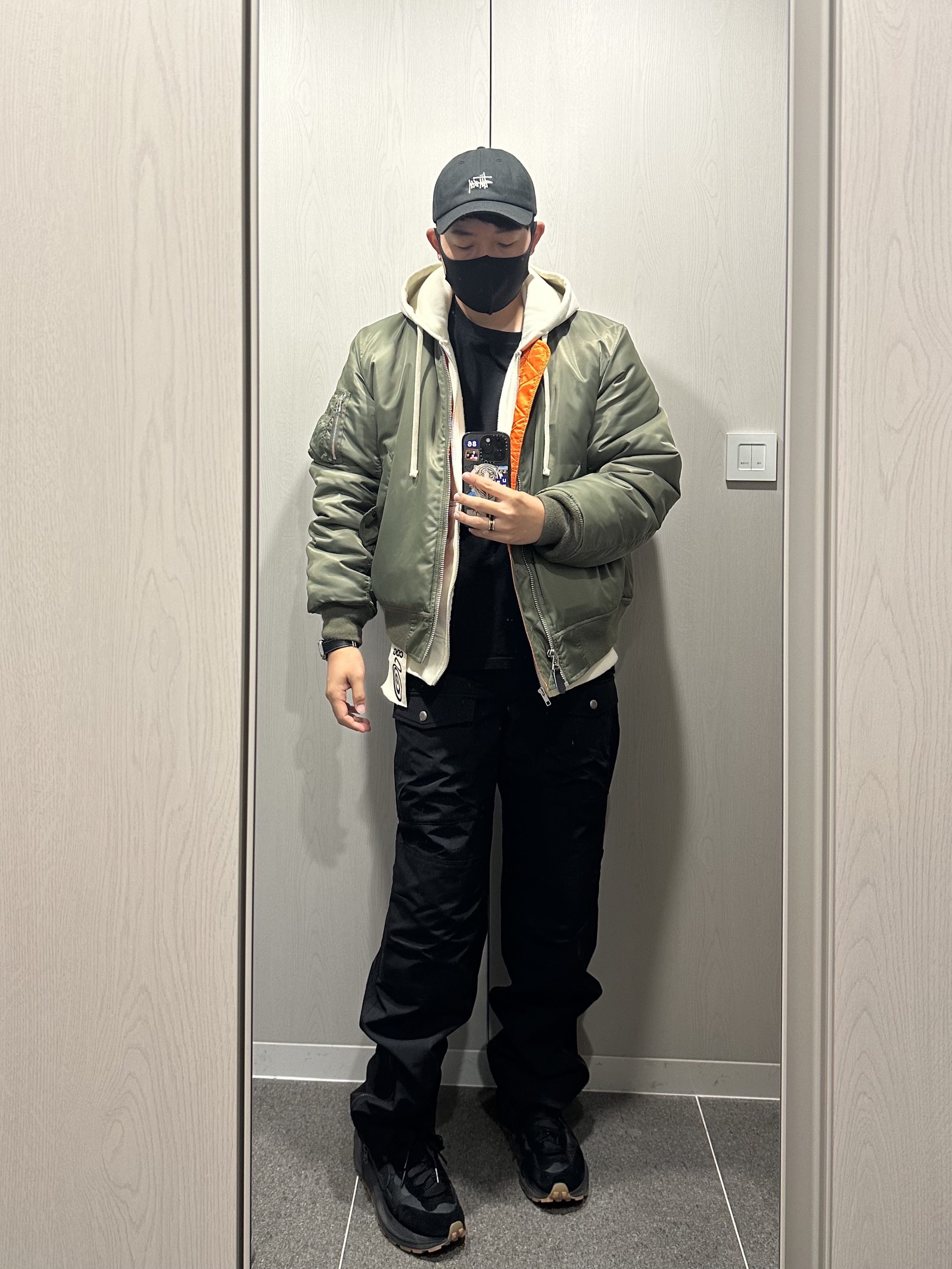 Stussy x CDG MA-1 Jacket Olive, Stussy Basic Stussy Zip Hoodie Putty 2022 착용 스타일