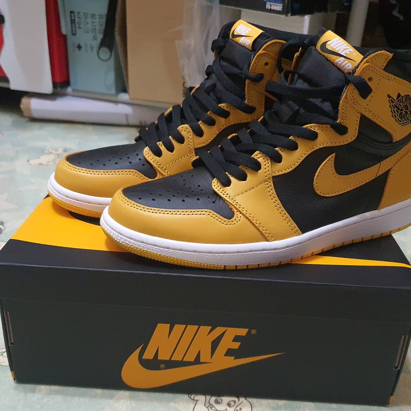 Jordan 1 Retro High OG Pollen 착용 스타일 - 1