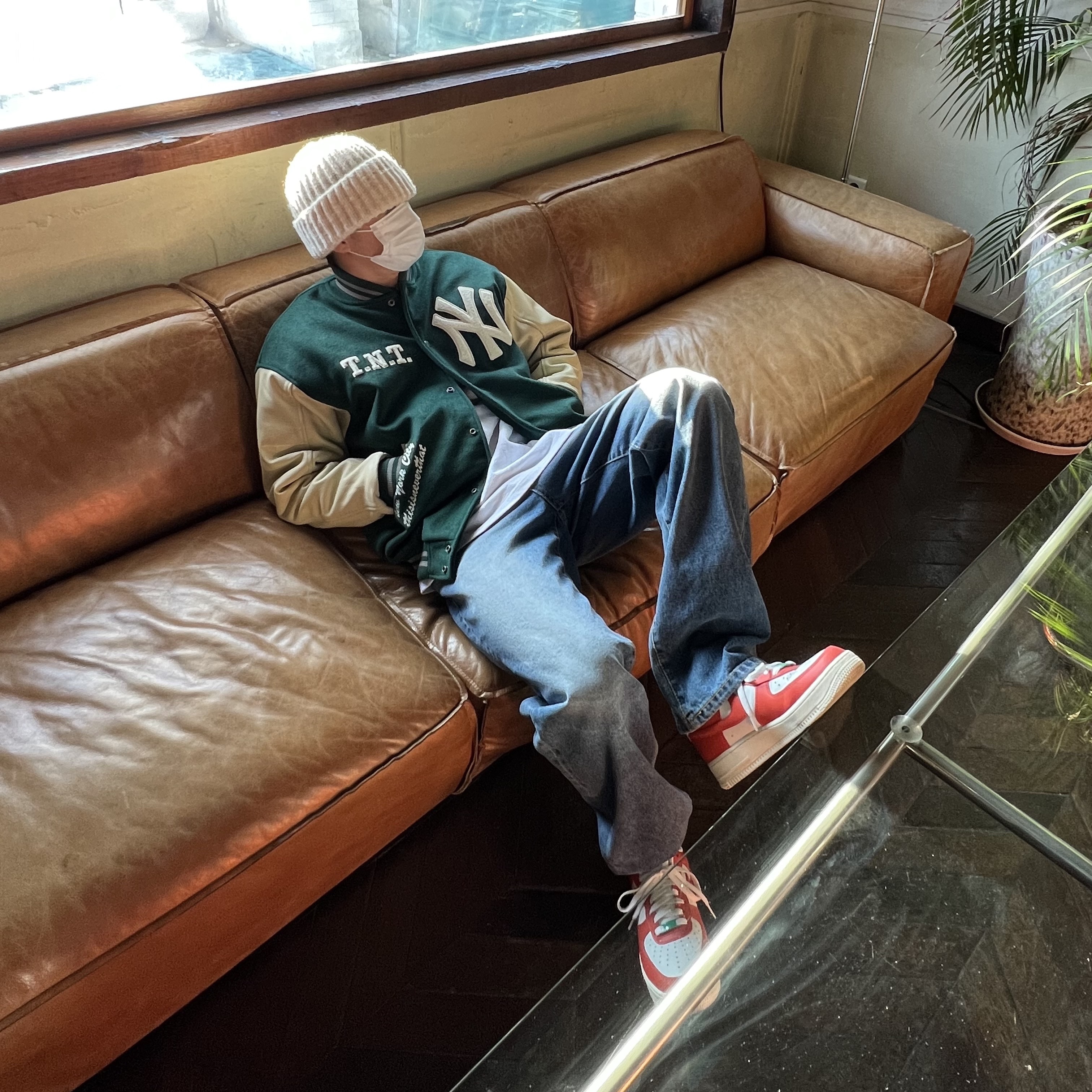 Thisisneverthat x New Era x MLB New York Yankees Varsity Jacket Dark Green, Nike Air Force 1 '07 LV8 Pojangmacha 착용 스타일