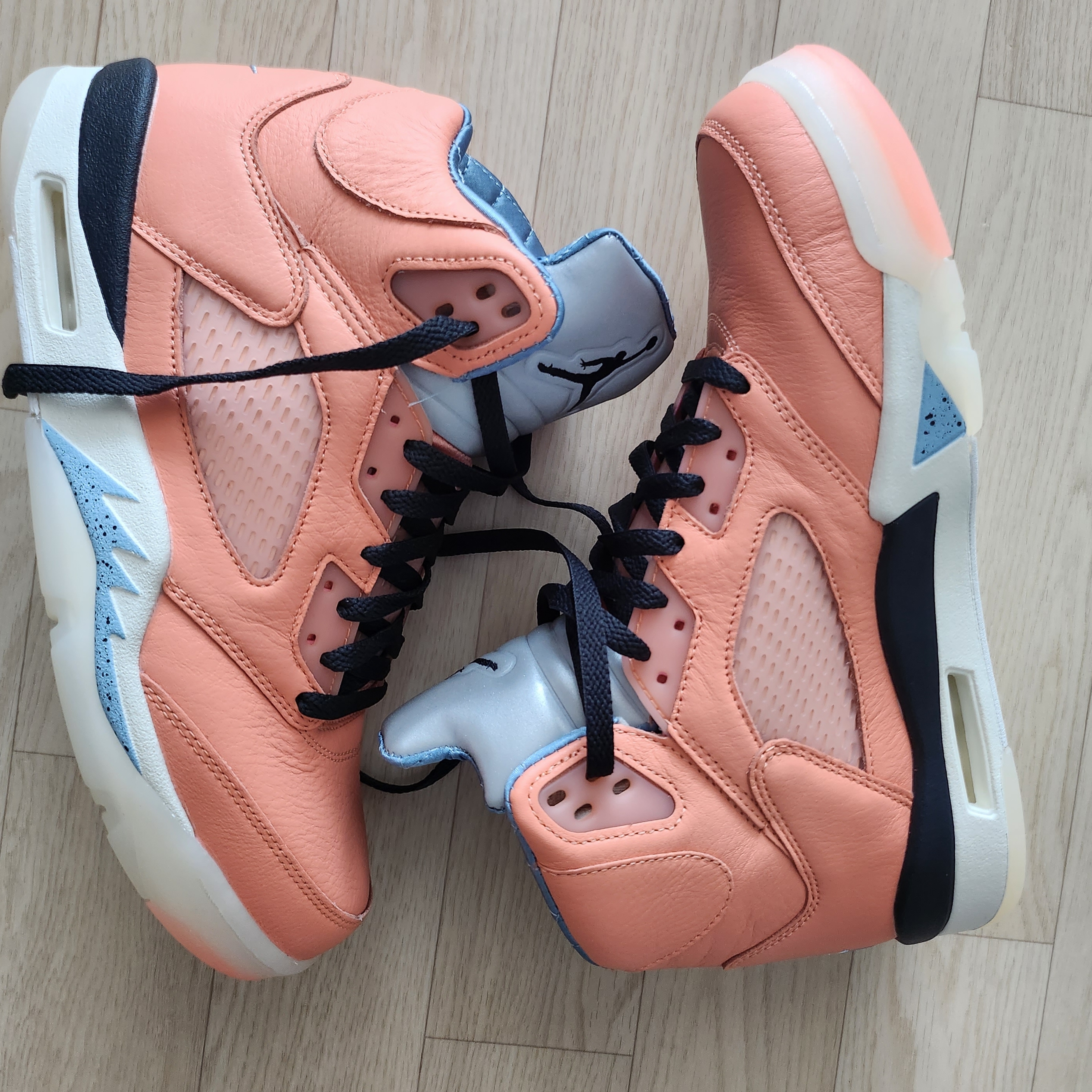 Jordan 5 x DJ Khaled Retro SP Crimsson Bliss 착용 스타일 - 3