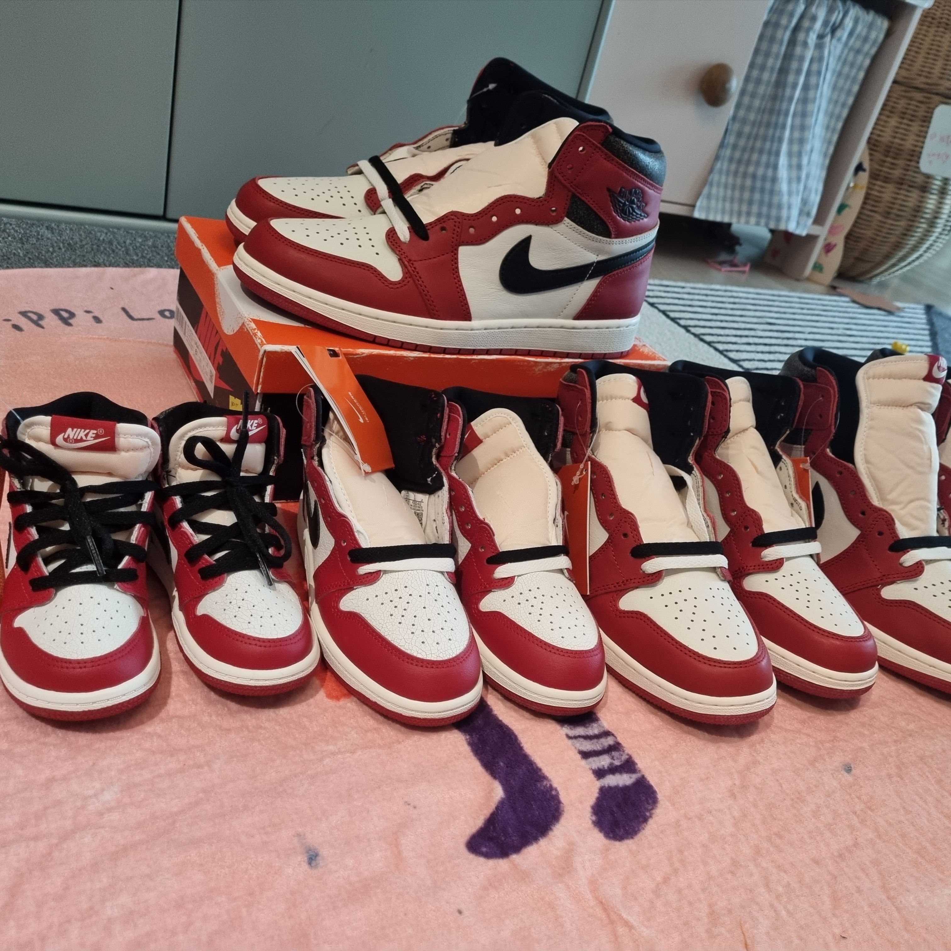 Jordan 1 Retro High OG Chicago 2022, (GS) Jordan 1 Retro High OG Chicago 2022 착용 스타일 - 3