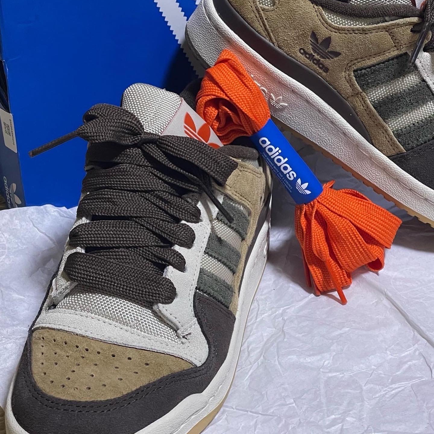 Adidas OG Forum 84 Low Alumina Branch 착용 스타일 - 3