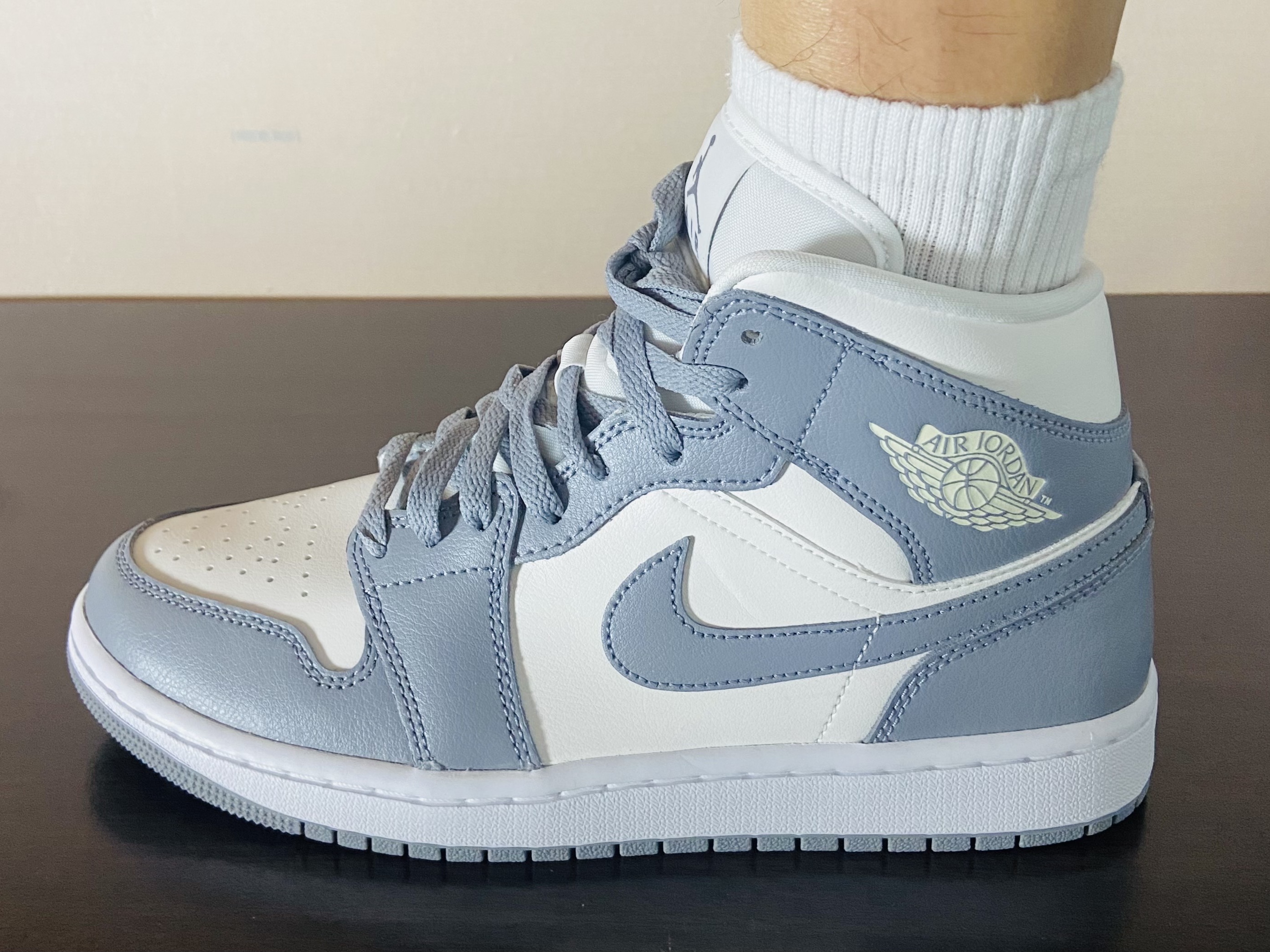 (W) Jordan 1 Mid Sail Stealth 착용 스타일