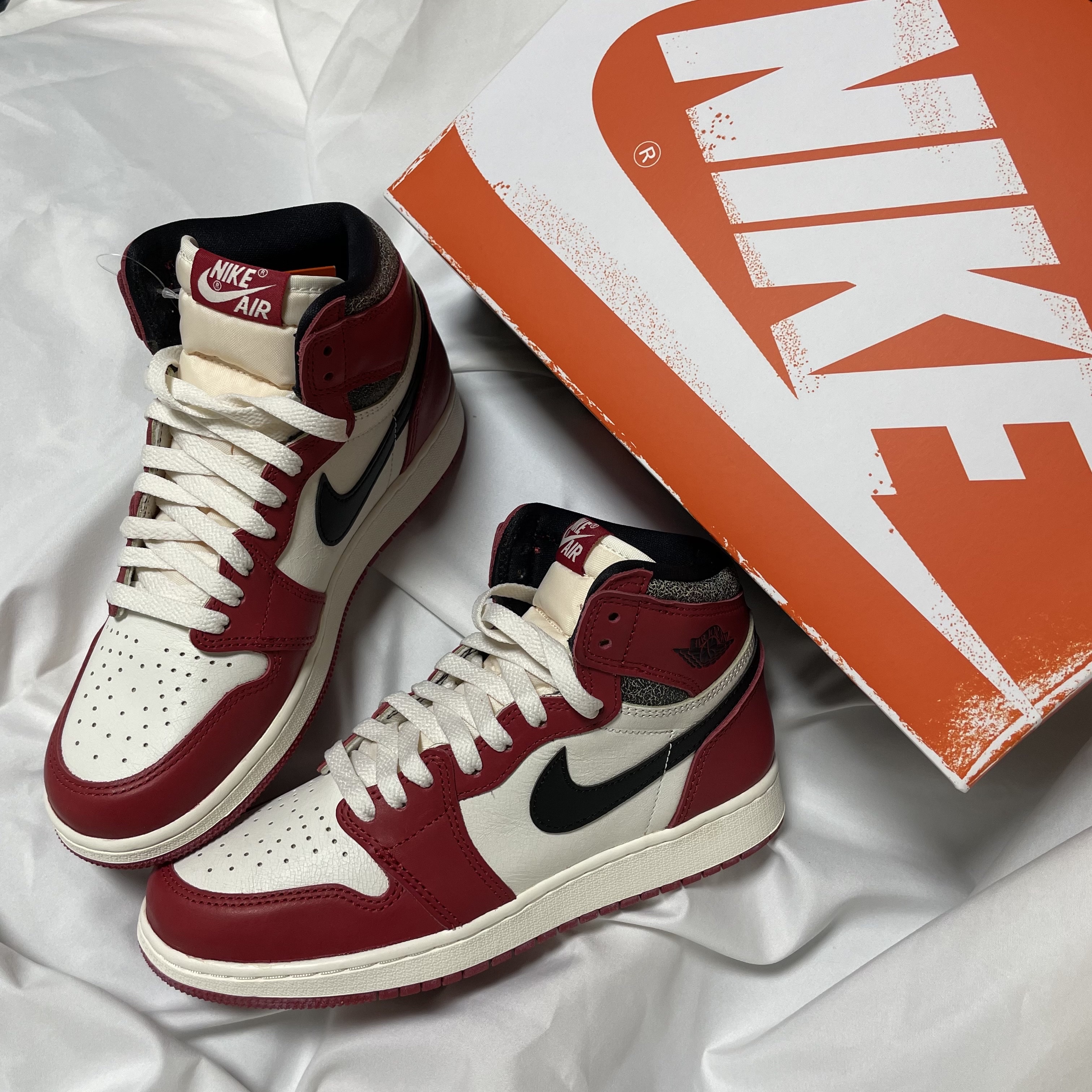 Jordan 1 Retro High OG Chicago 2022, (GS) Jordan 1 Retro High OG Chicago 2022 착용 스타일 - 2