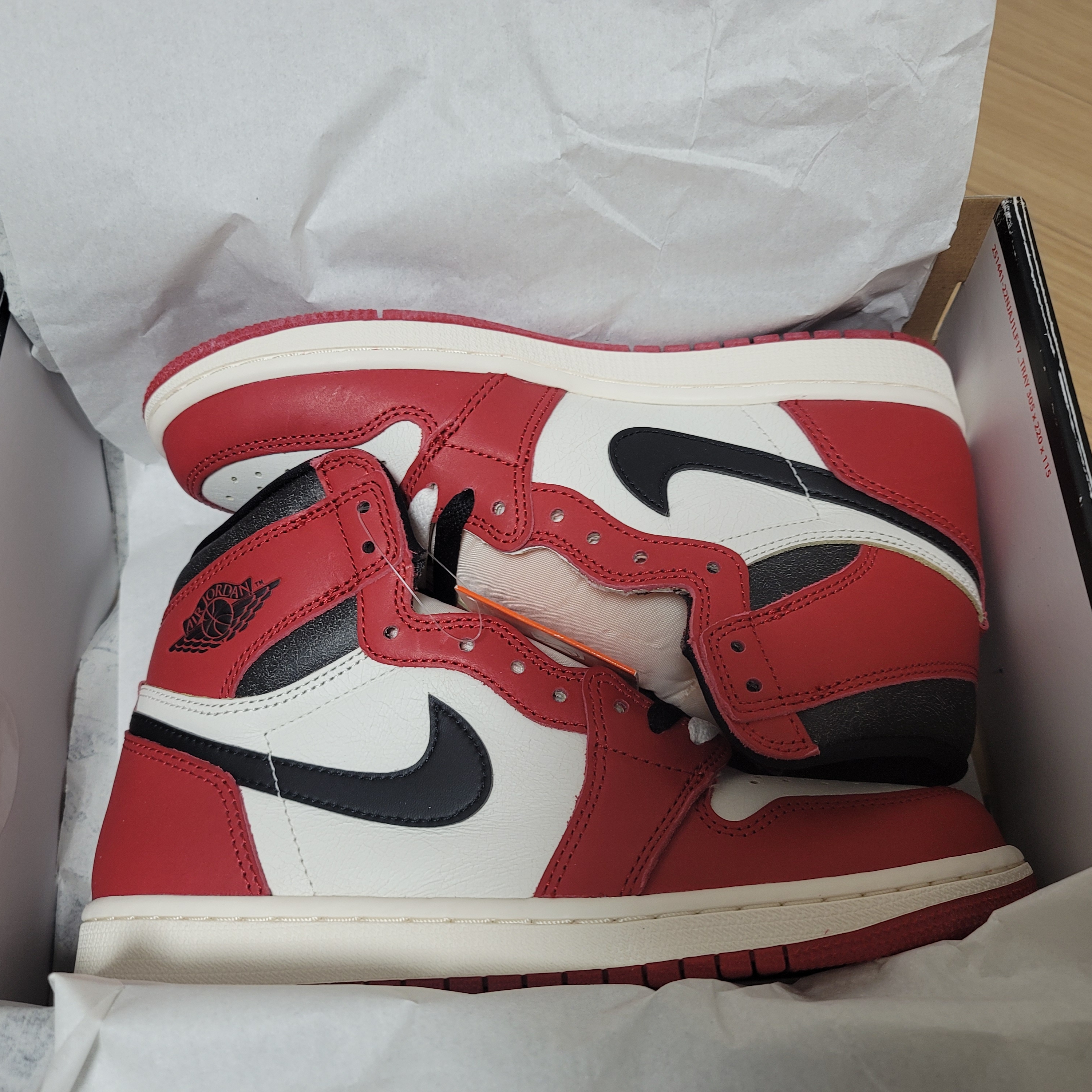 Jordan 1 Retro High OG Chicago 2022 착용 스타일 - 1