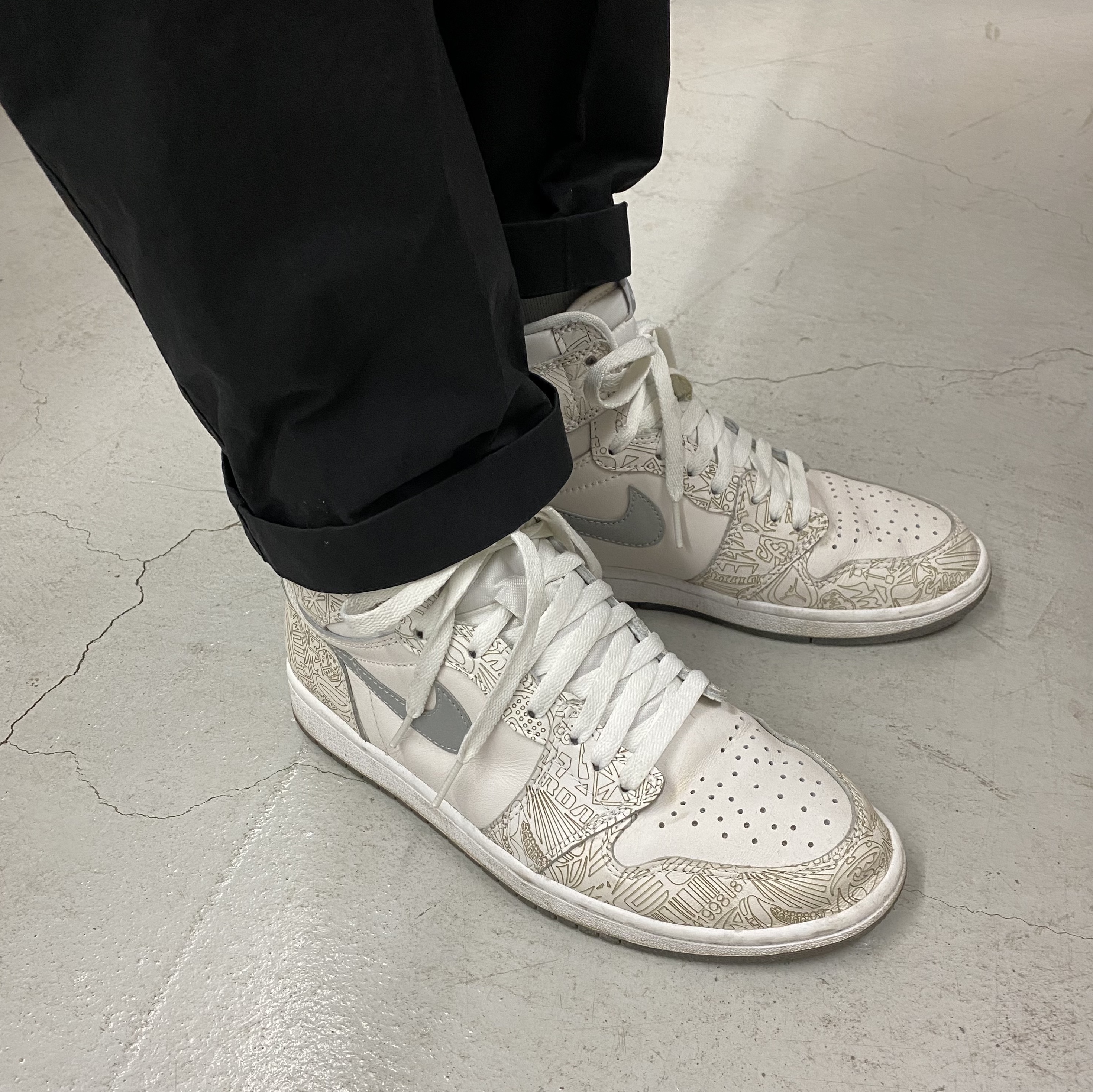 Jordan 1 Retro 30th Anniversary Laser 착용 스타일