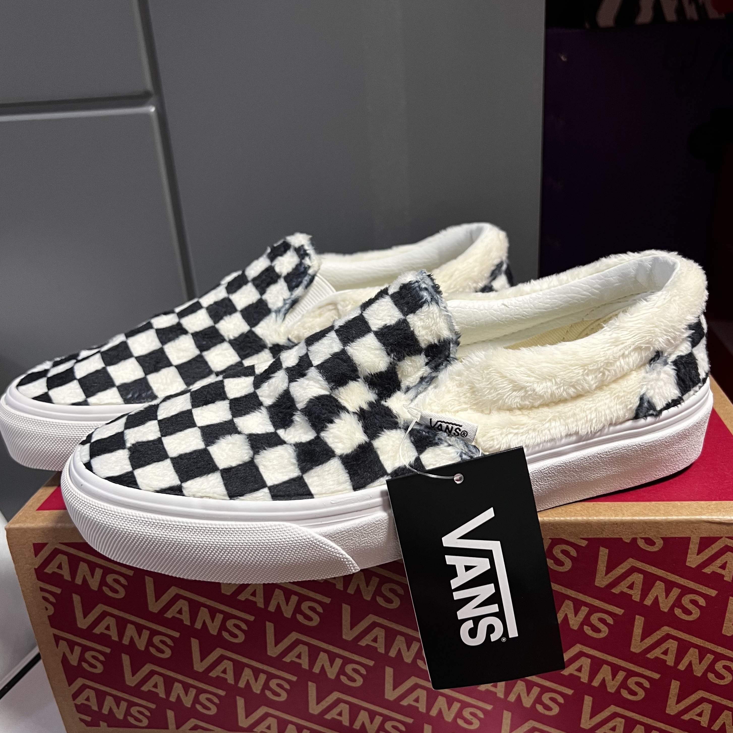 Vans Classic Slip-On Sherpa Checkerboard 착용 스타일 - 1