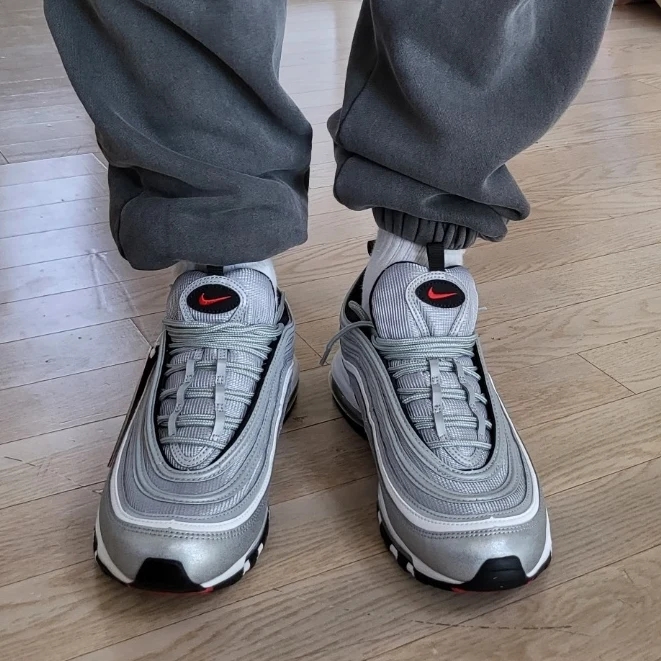 Nike Air Max 97 OG Silver Bullet 2022 착용 스타일 - 2