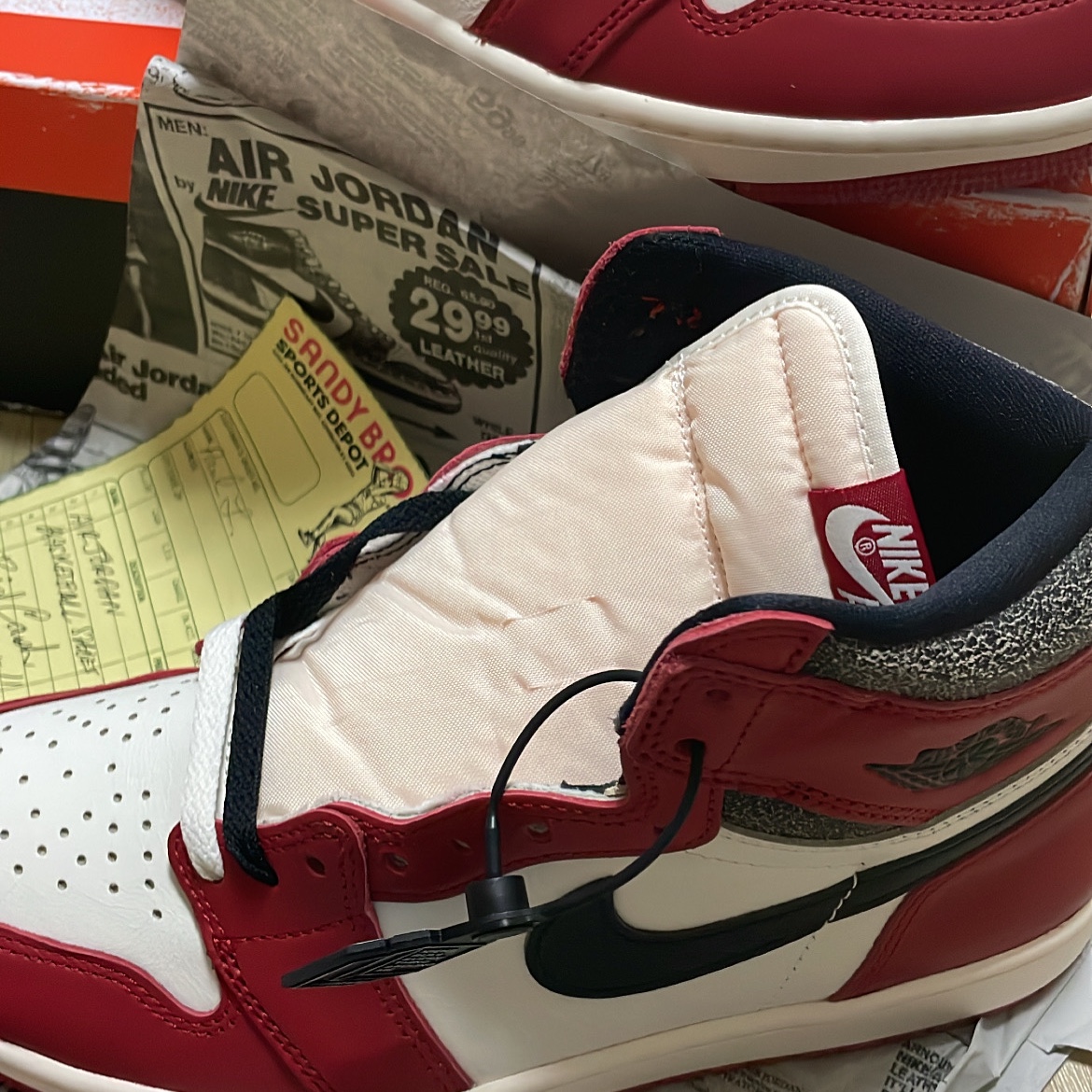 Jordan 1 Retro High OG Chicago 2022, Jordan 1 Retro High OG University Blue 착용 스타일 - 1