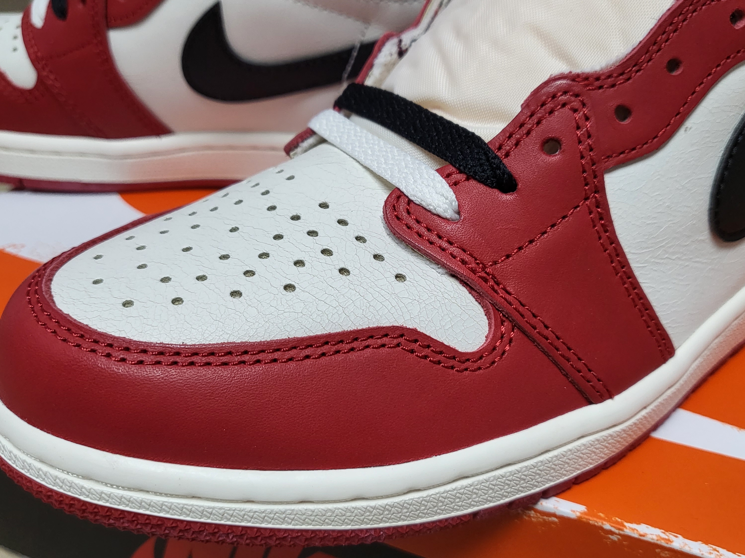Jordan 1 Retro High OG Chicago 2022 착용 스타일 - 3