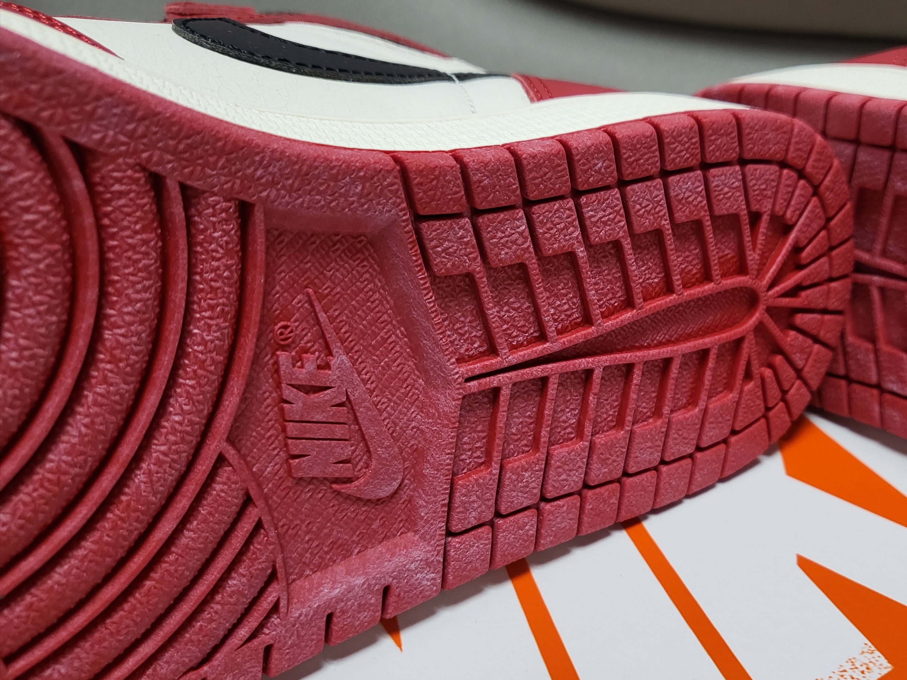 Jordan 1 Retro High OG Chicago 2022 착용 스타일 - 4