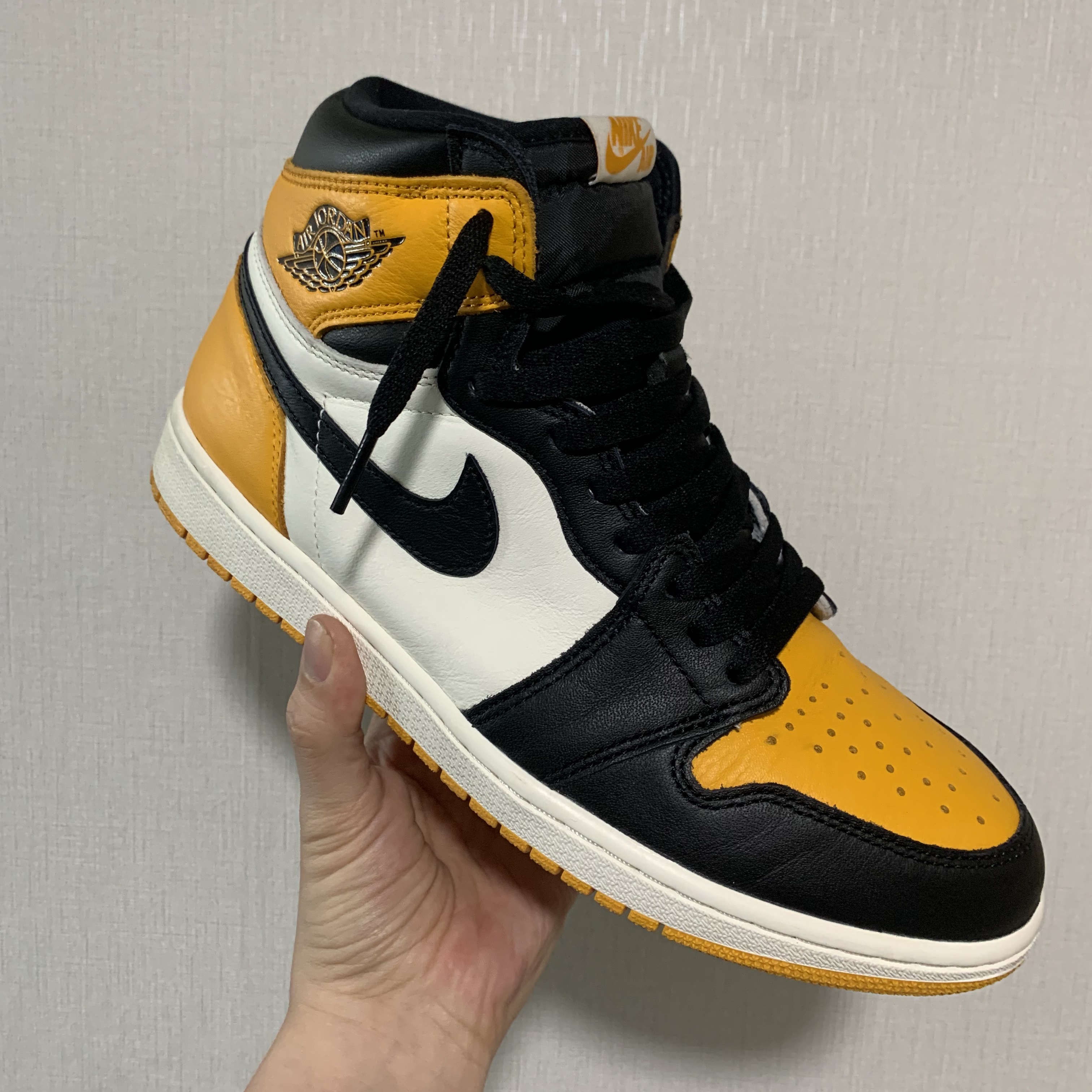 Jordan 1 Retro High OG Taxi 착용 스타일