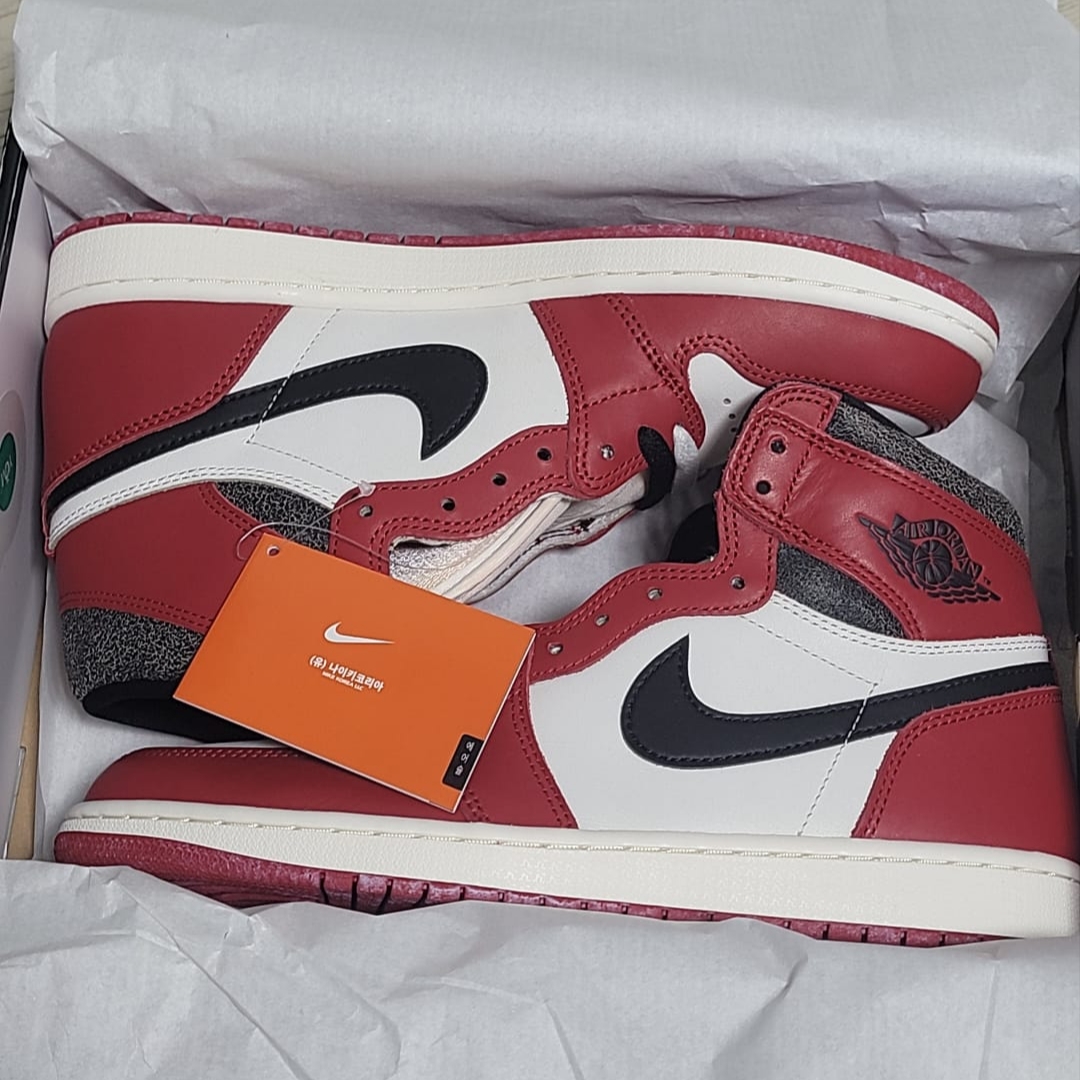 Jordan 1 Retro High OG Chicago 2022, (GS) Jordan 1 Retro High OG Chicago 2022 착용 스타일 - 2