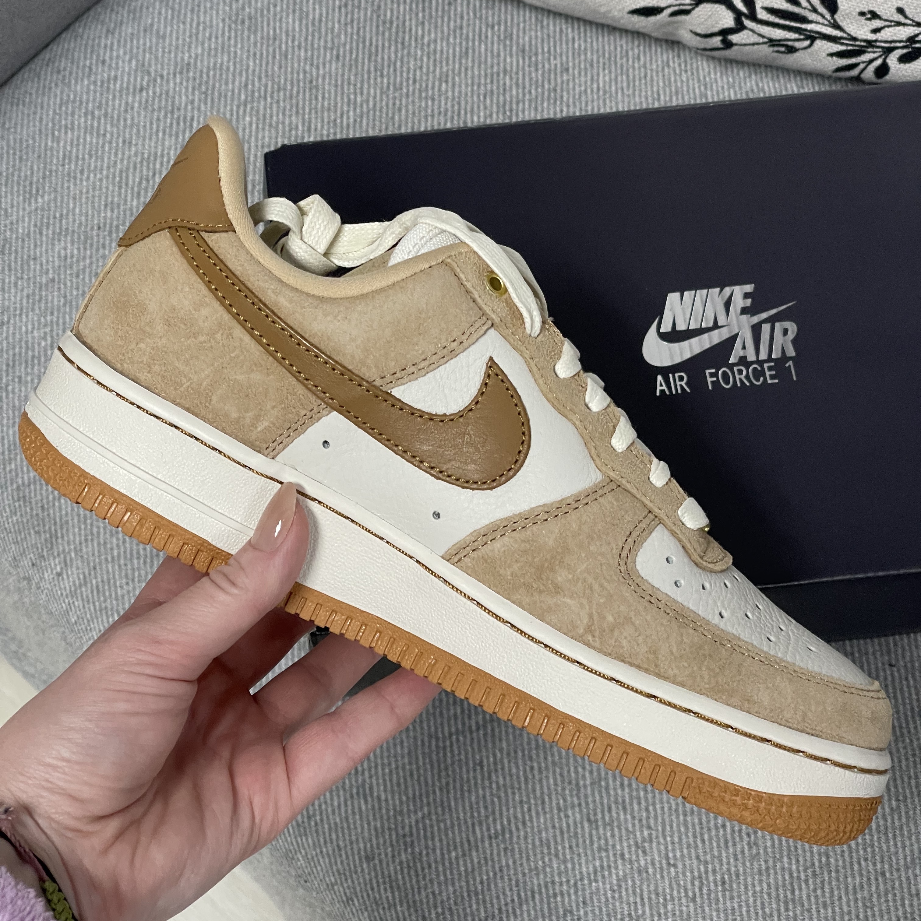 (W) Nike Air Force 1 LXX Flax 착용 스타일