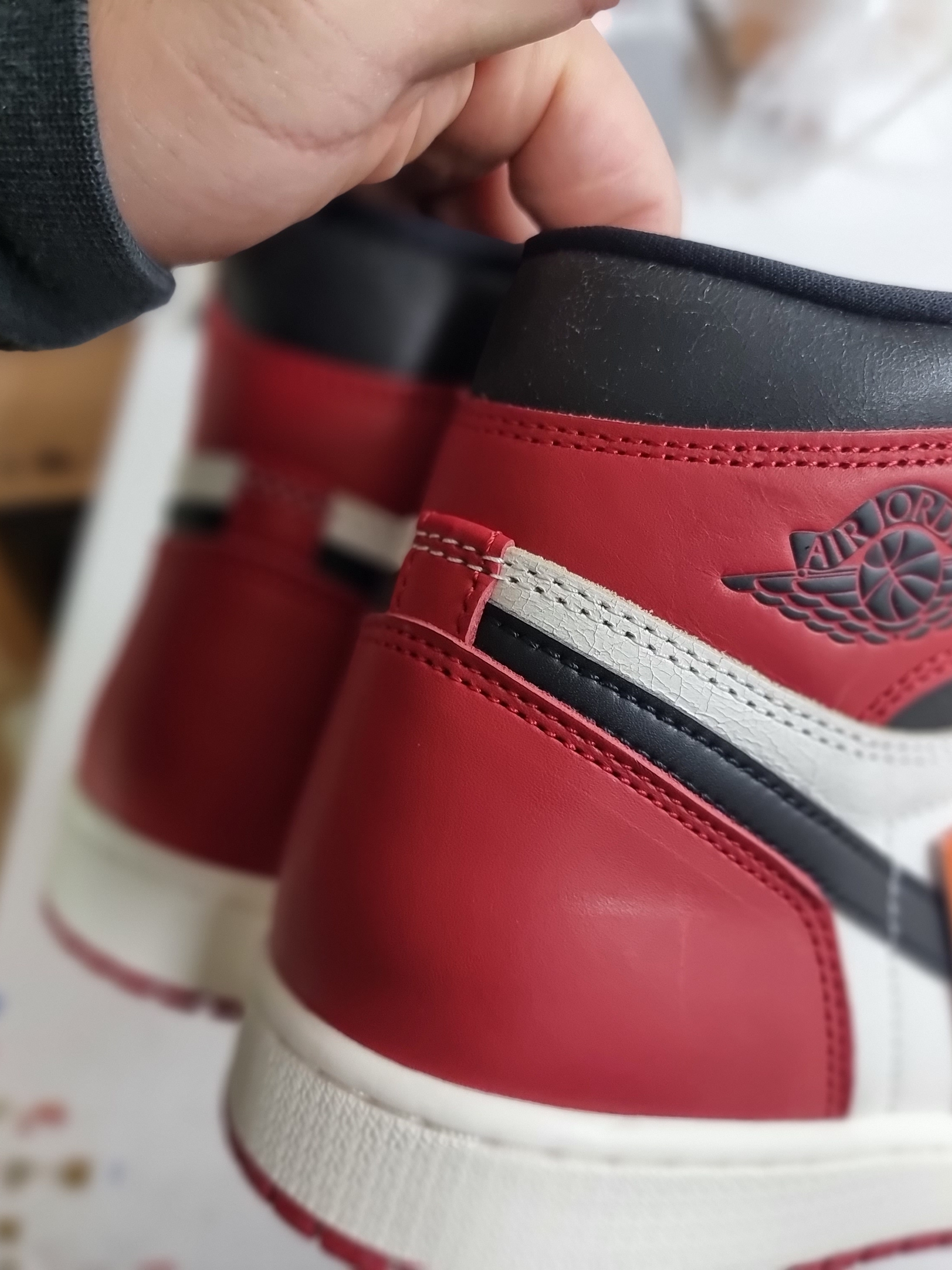 Jordan 1 Retro High OG Chicago 2022 착용 스타일 - 3