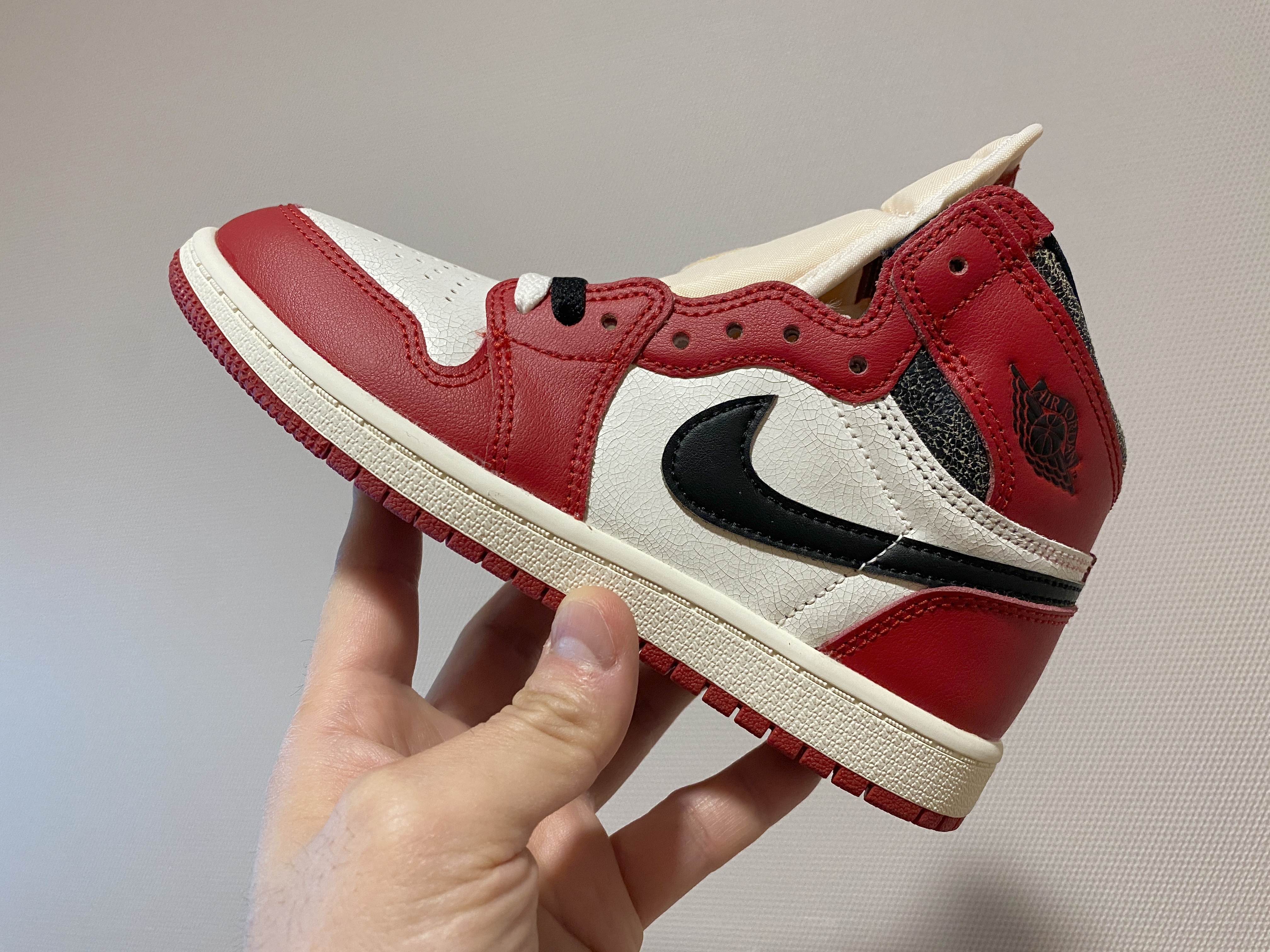 (PS) Jordan 1 Retro High OG Chicago 2022 착용 스타일 - 1