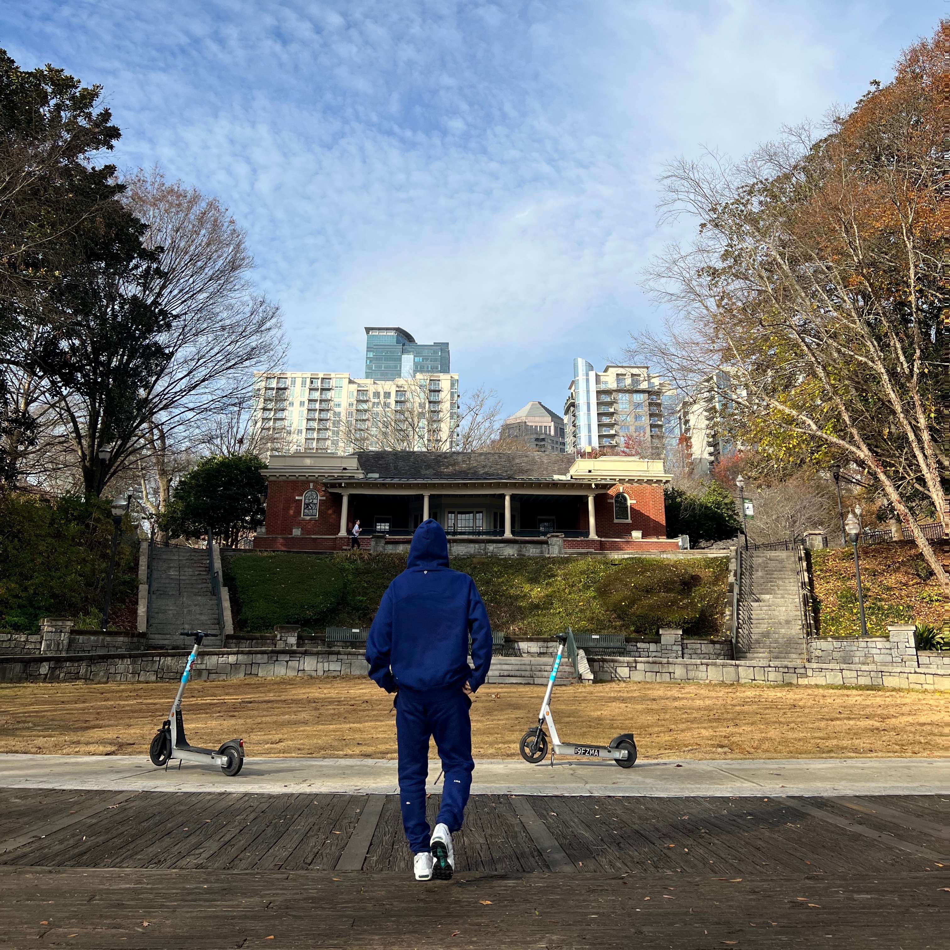Nike x Drake Nocta Cardinal Stock Essential Fleece Pants Navy - US/EU, Nike x Drake Nocta Cardinal Stock Essential Hoodie Navy - US/EU 착용 스타일 - 2