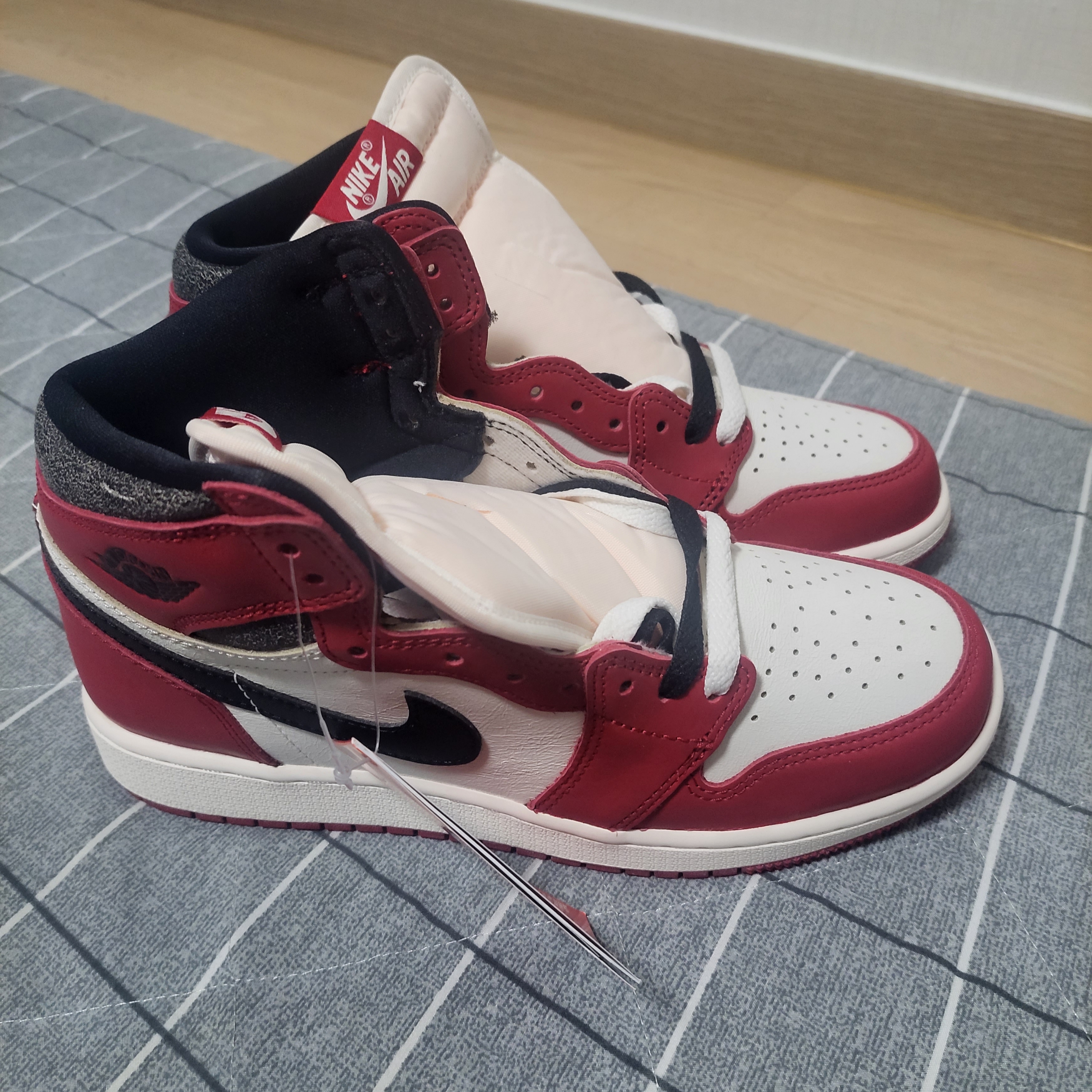 (GS) Jordan 1 Retro High OG Chicago 2022 착용 스타일 - 3
