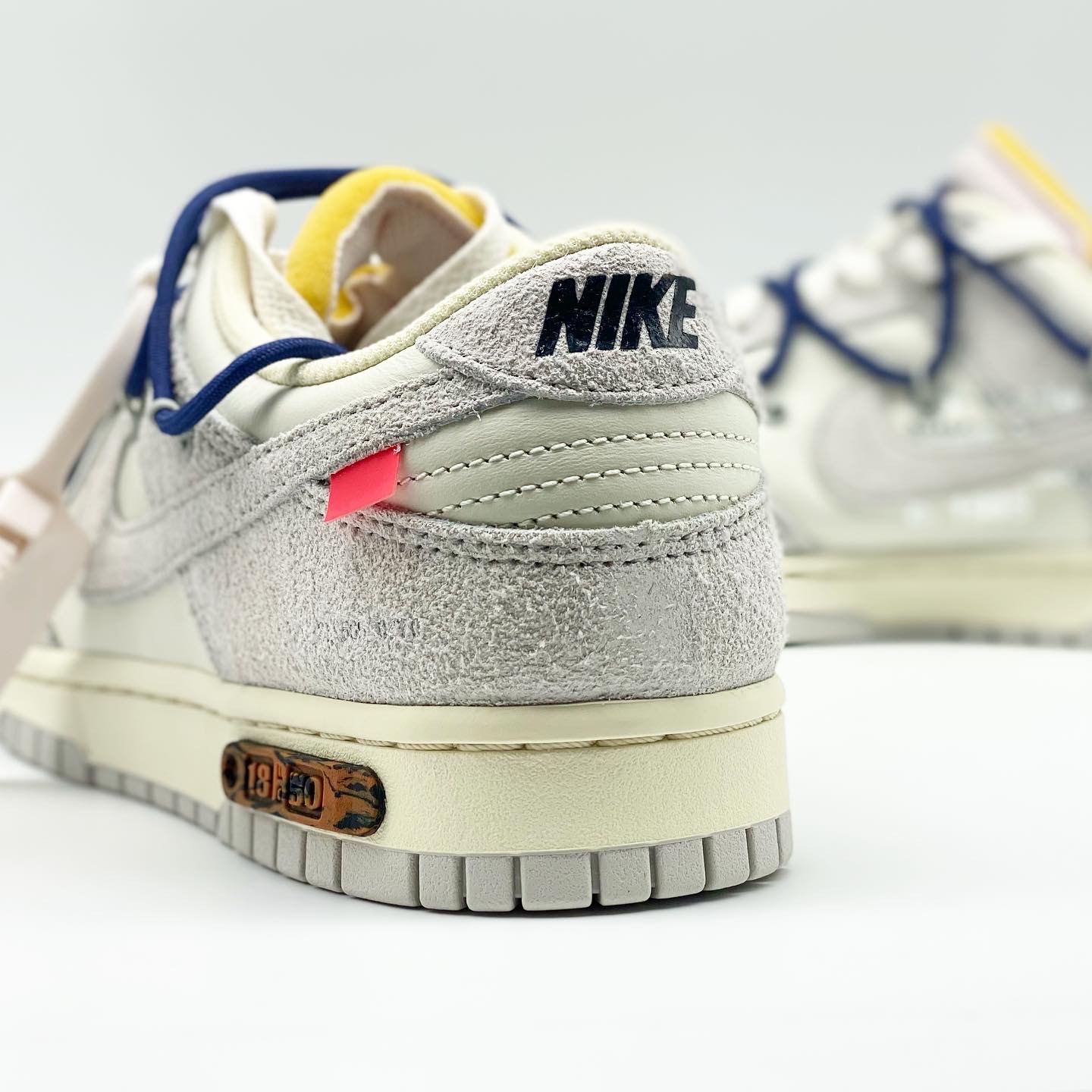 Nike x Off-White Dunk Low The 50 - Lot 18 착용 스타일 - 3