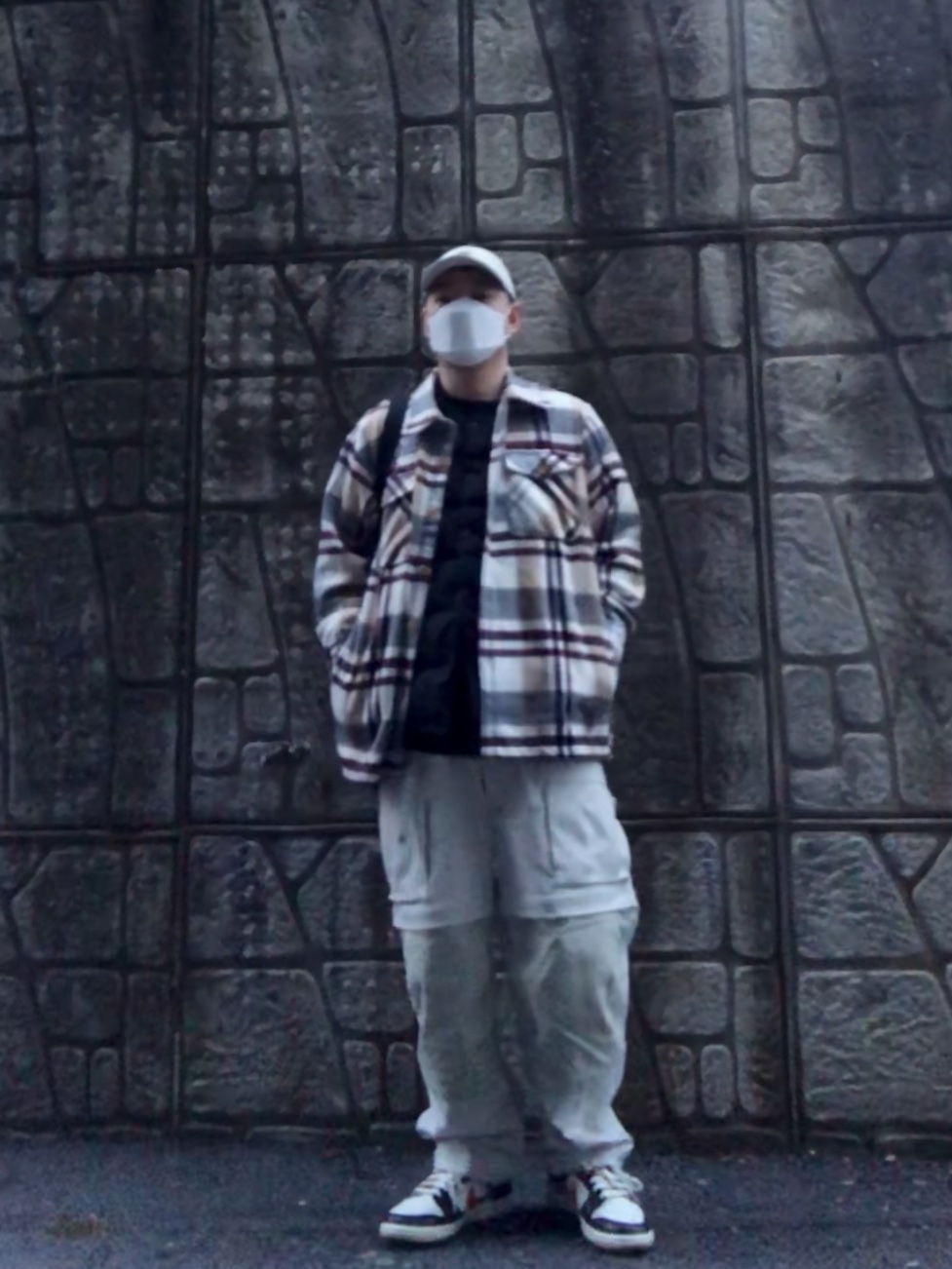Nike Heritage 86 Futura Washed Cap Light Bone, Nike ACG Smith Summit Cargo Pants Light Bone - Asia 착용 스타일