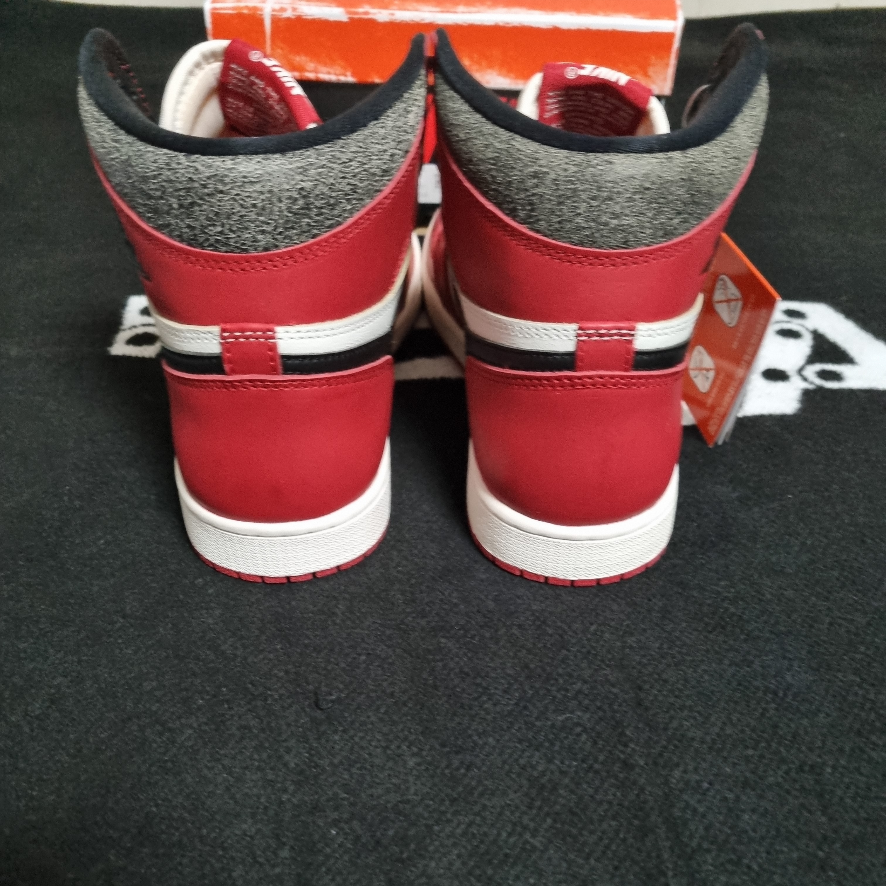 Jordan 1 Retro High OG Chicago 2022 착용 스타일 - 1