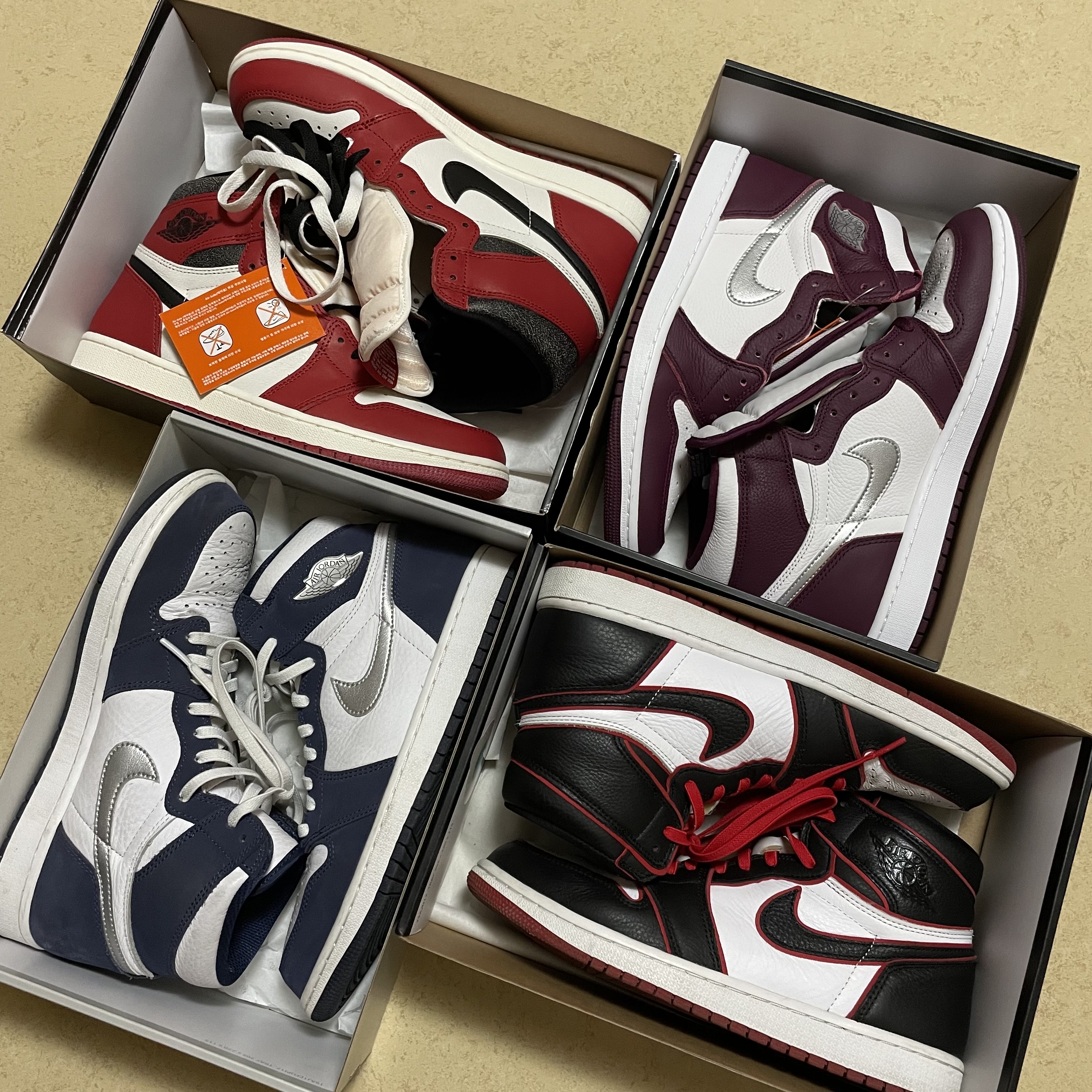 Jordan 1 Retro High OG Chicago 2022, Jordan 1 Retro High OG Bloodline 착용 스타일