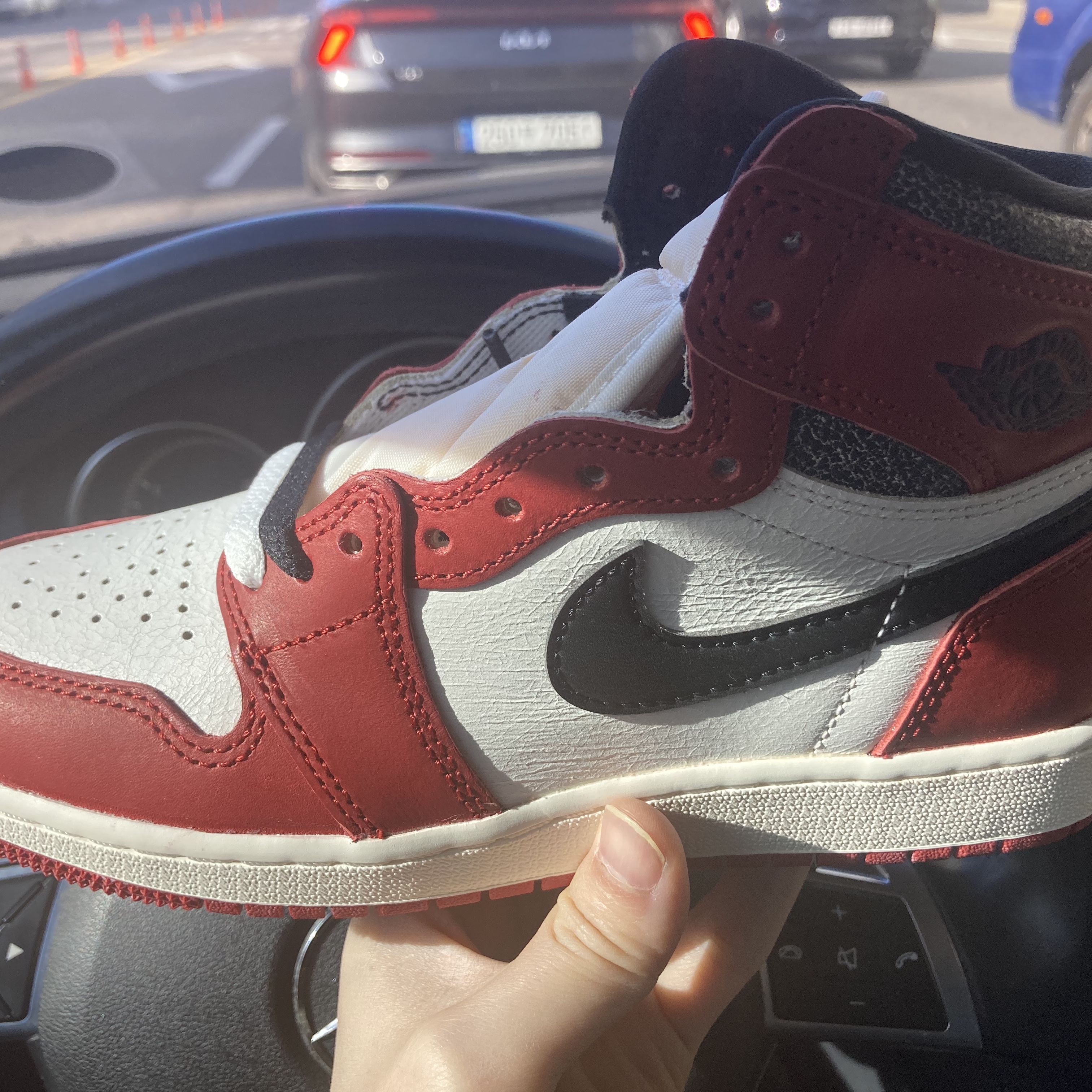 Jordan 1 Retro High OG Chicago 2022, (GS) Jordan 1 Retro High OG Chicago 2022 착용 스타일 - 2